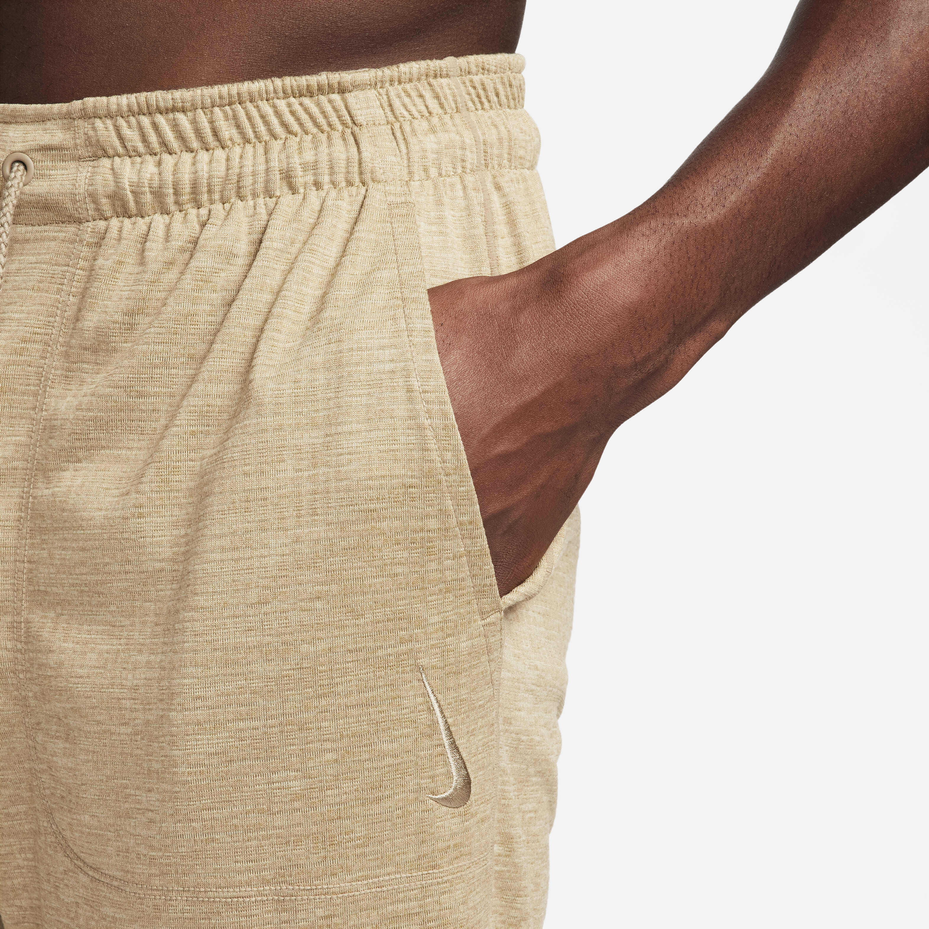 نايكي يوغا image number 3