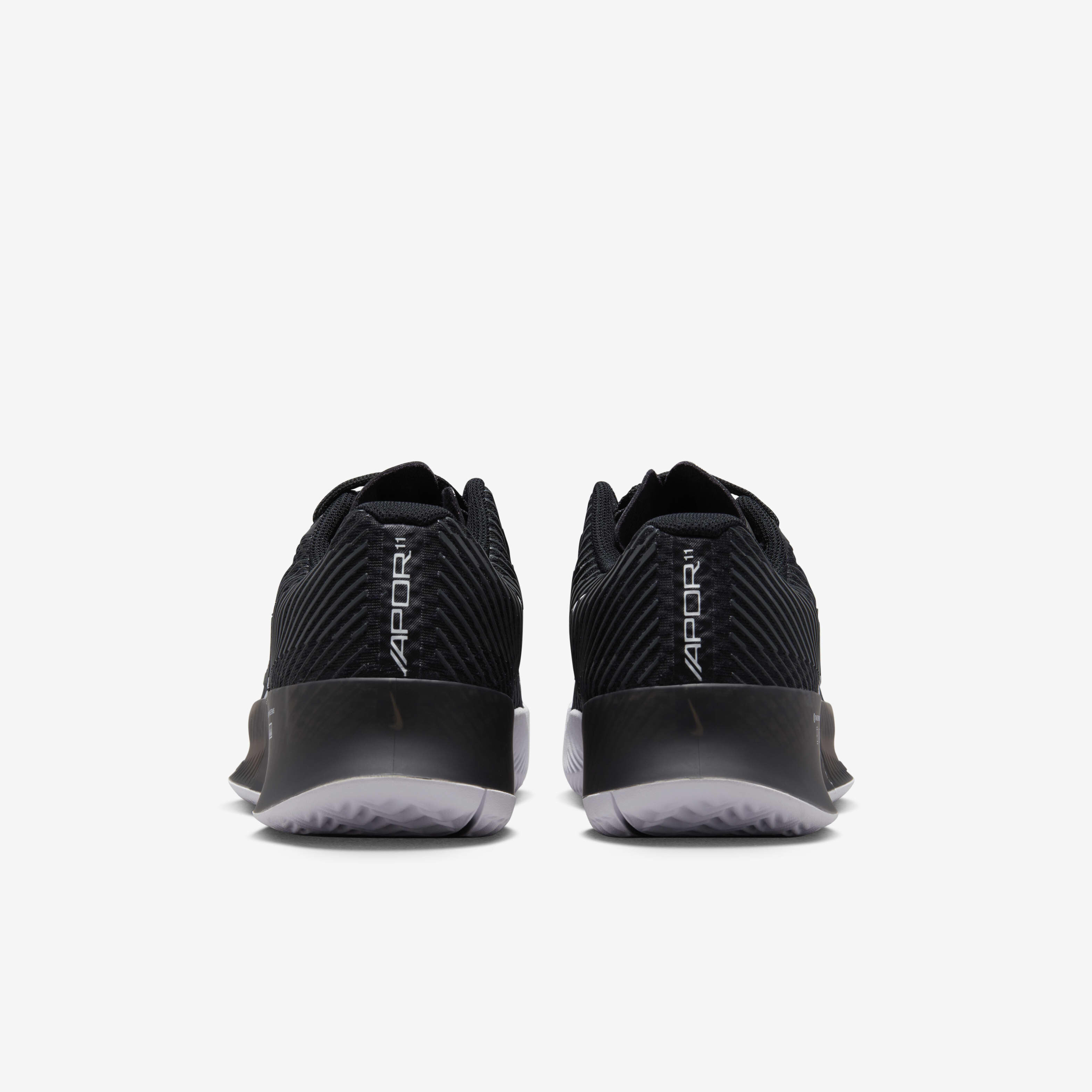 نايكي كورت اير زووم فيبور 11 image number 5