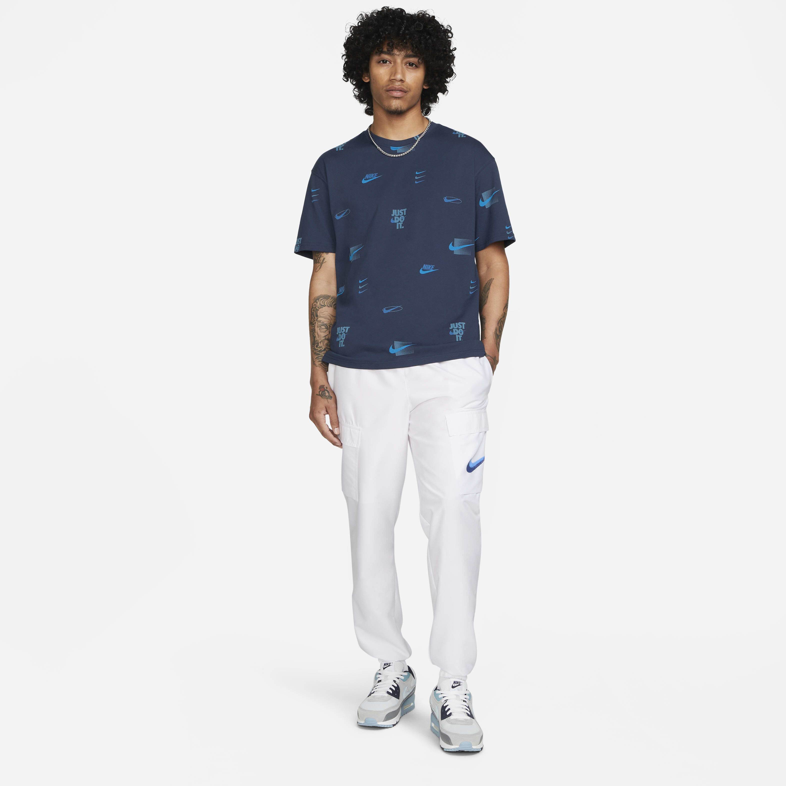 ★Nike★ Sportswear T-shirt M Midnight Navy HJ0773410 HJ0773 Nike Men's Sportswear Club Midnight Navy T-Shirt (M