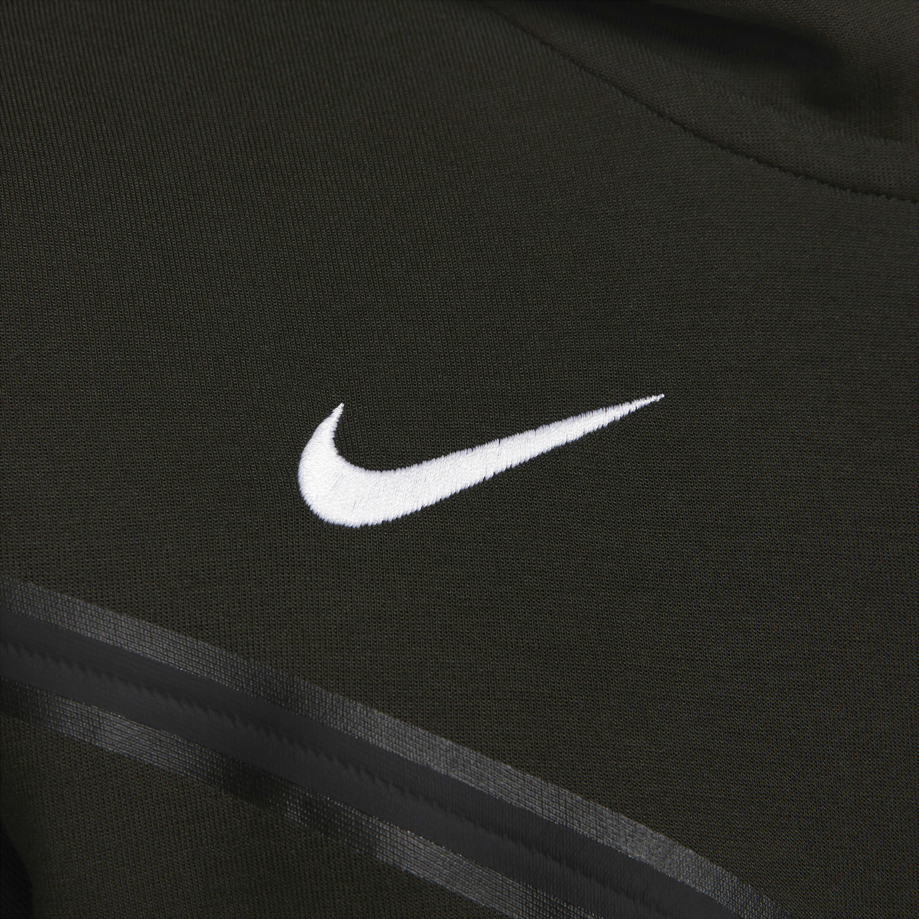 F.C. Barcelona Tech Fleece Windrunner image number 4