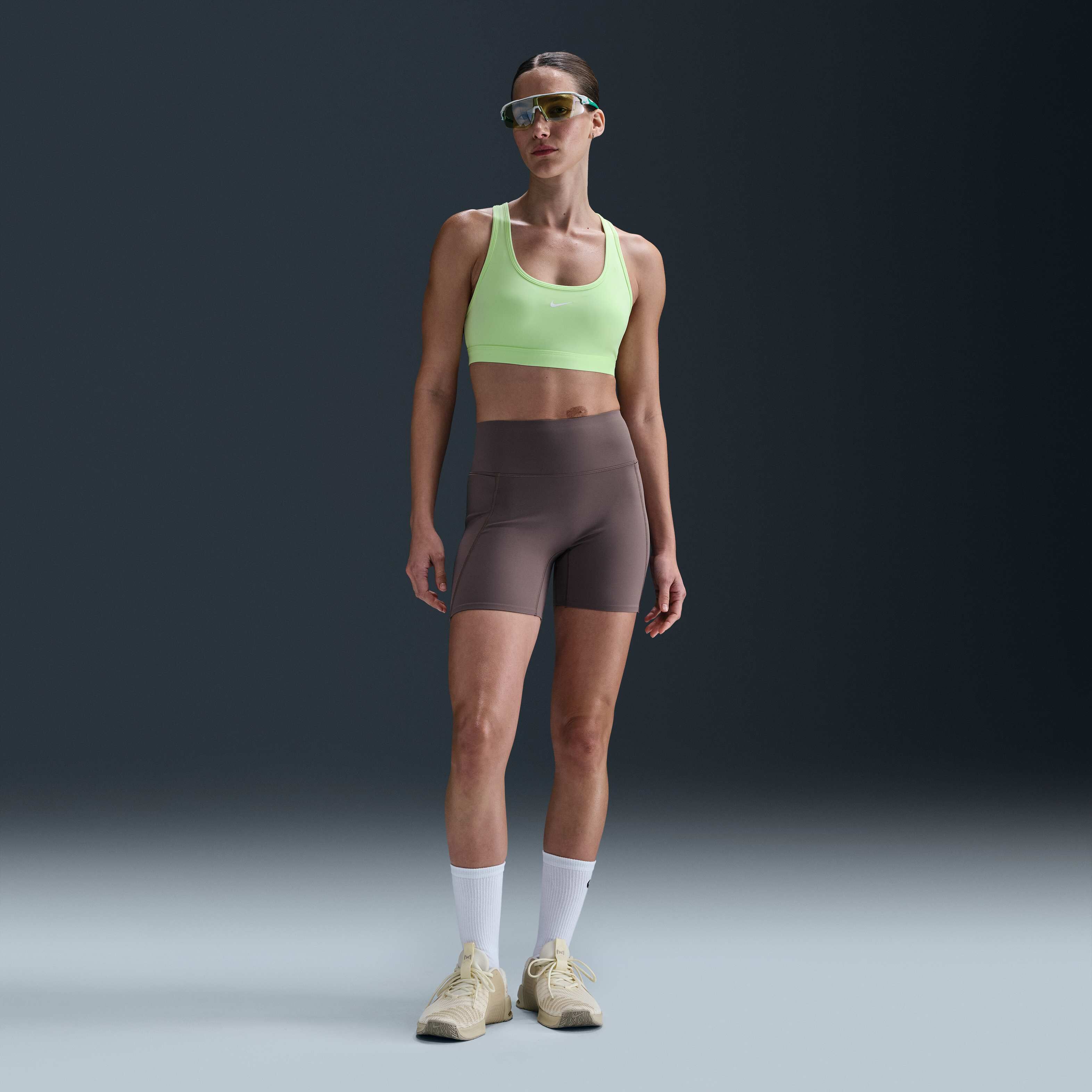 Nike Swoosh Light Support image number 3