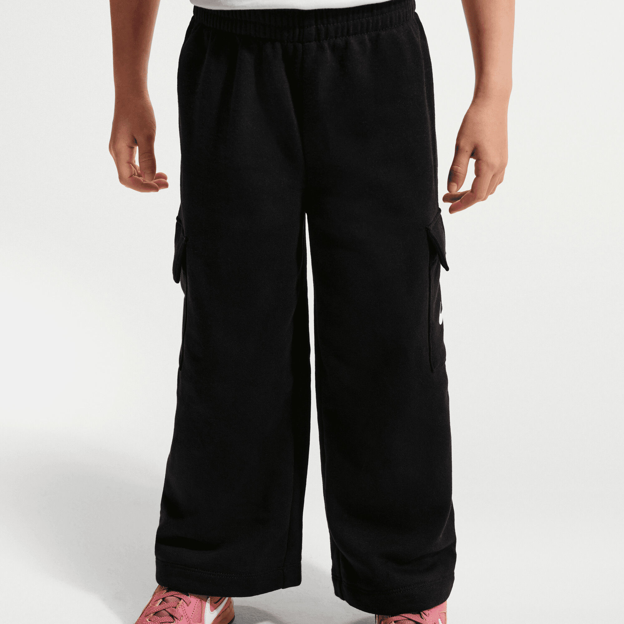 Nike Essentials image number 2