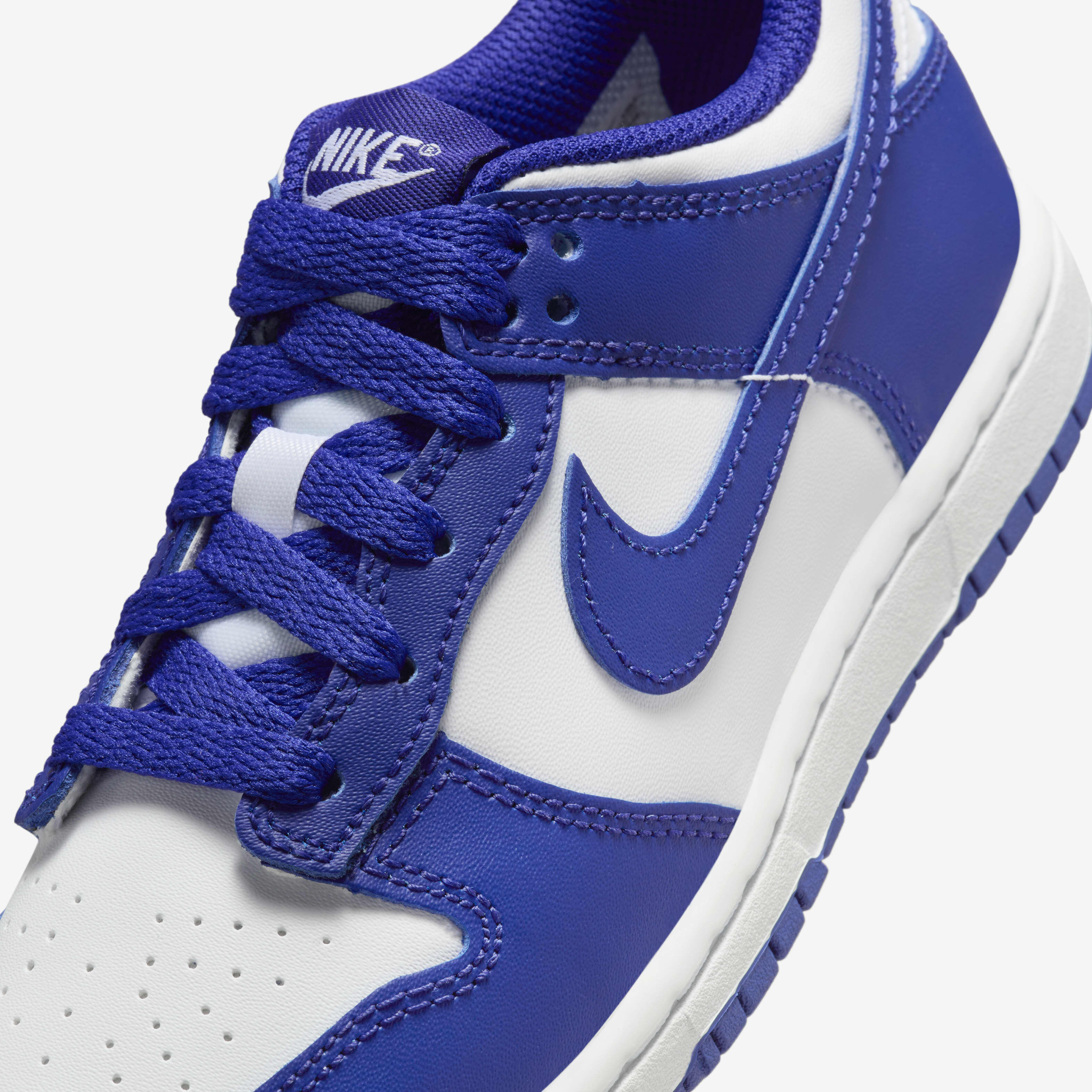 Nike Dunk Low image number 6