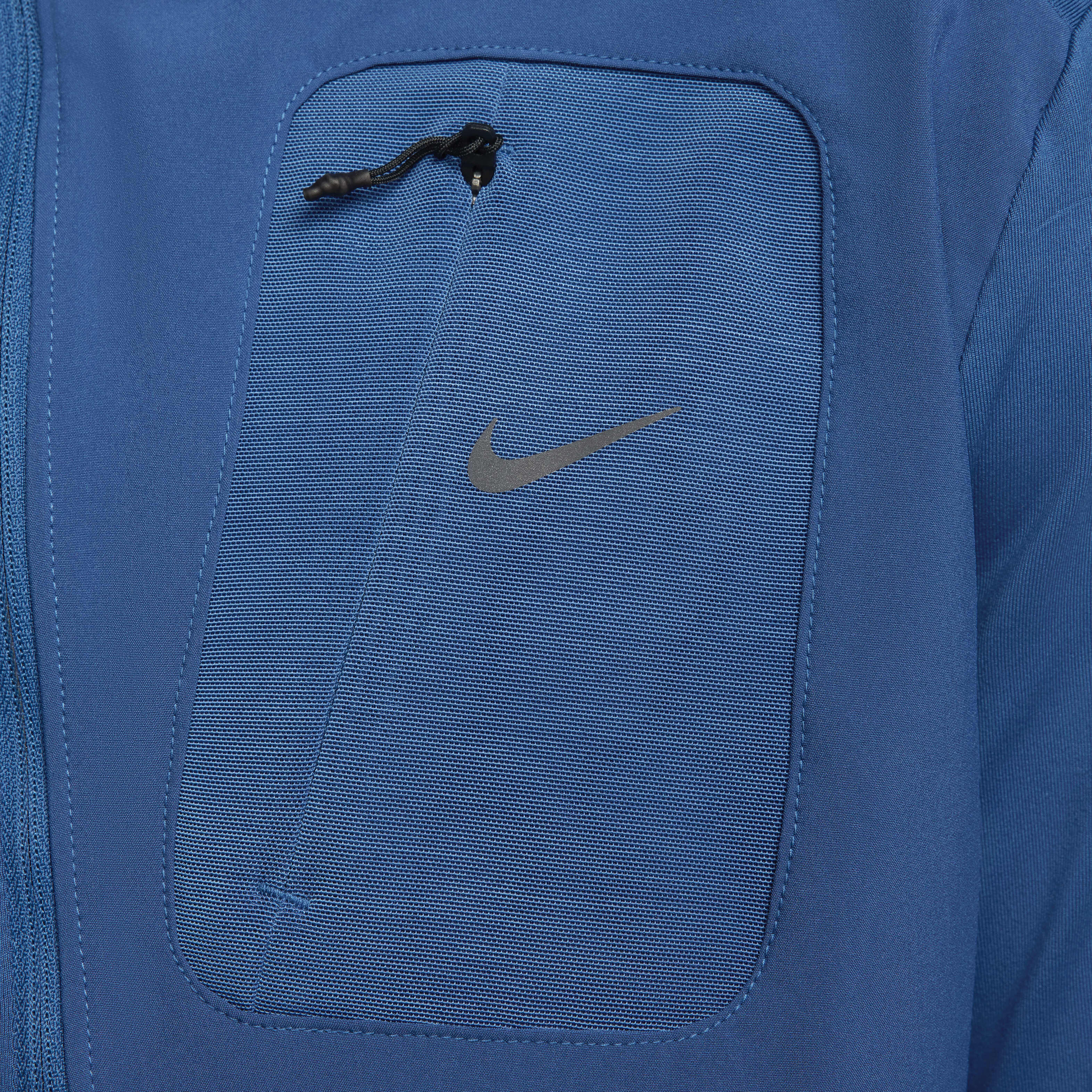 Nike Running Division image number 4