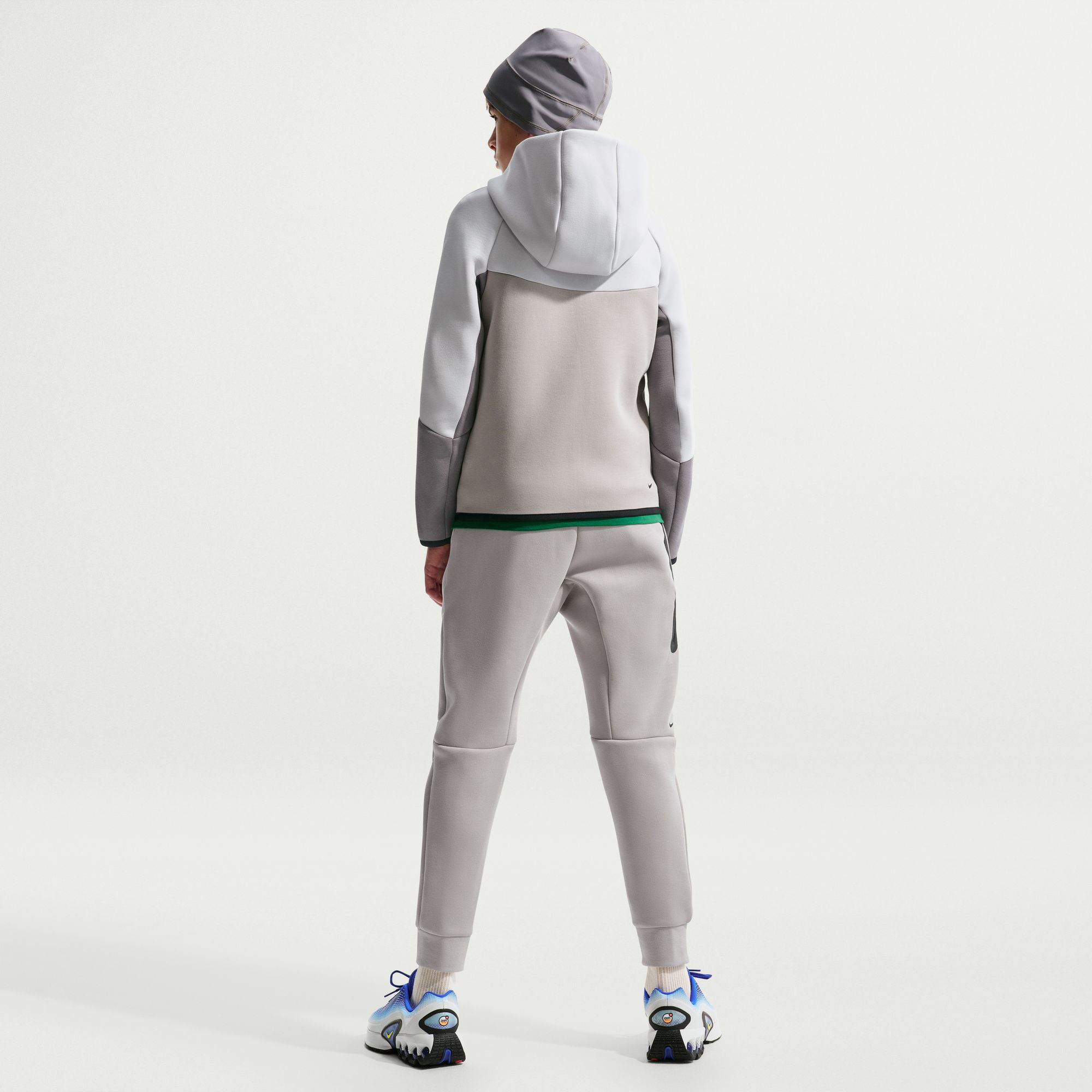 Nike Sportswear Tech Fleece image number 1