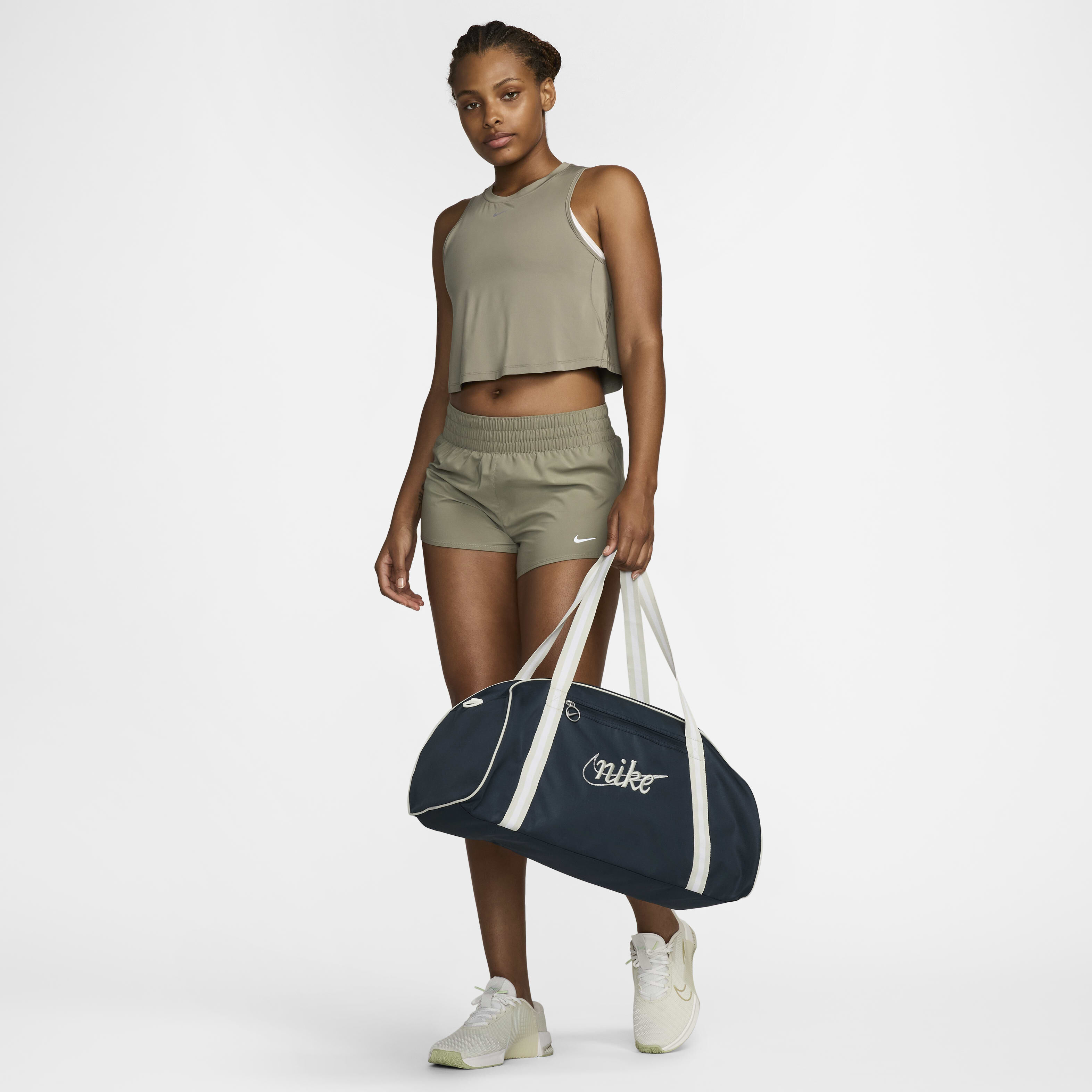 Nike Gym Club image number 11