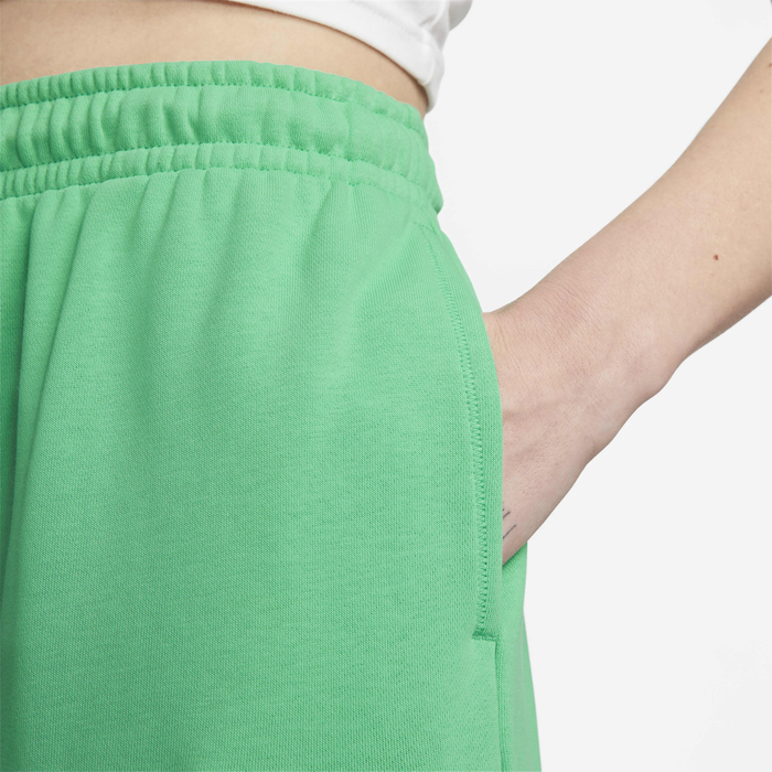 نايكي سبورتسوير image number 2 نايكي سبورتسوير image number 2