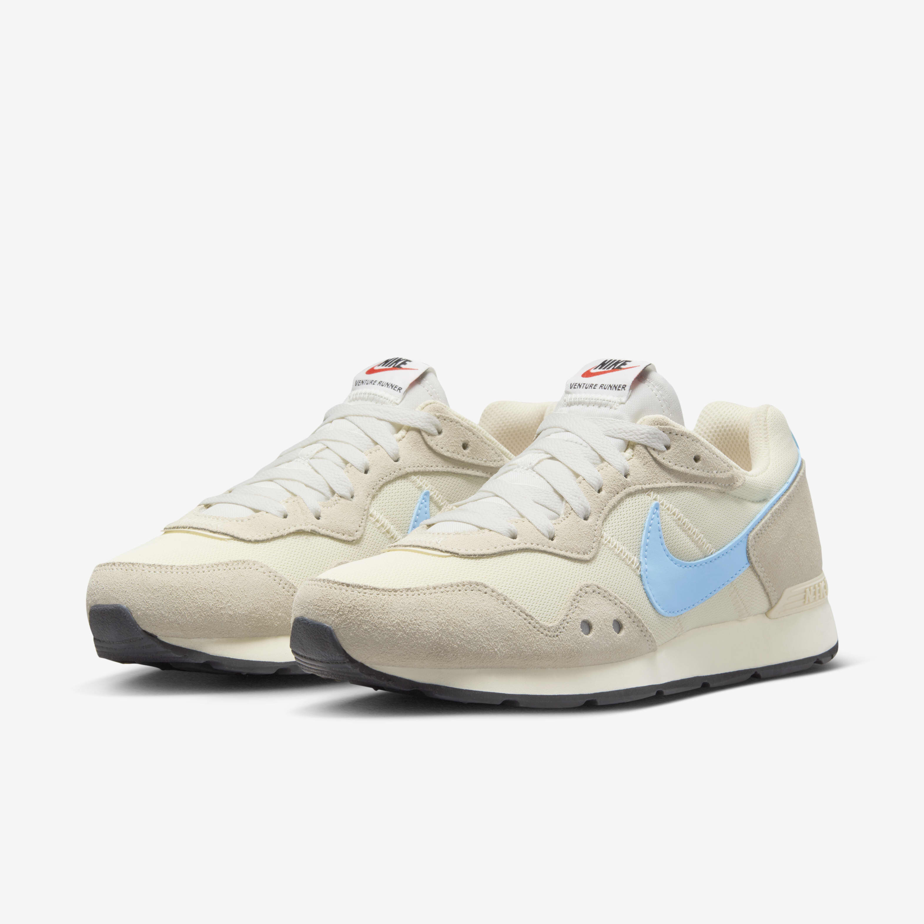Nike Venture Runner image number 4