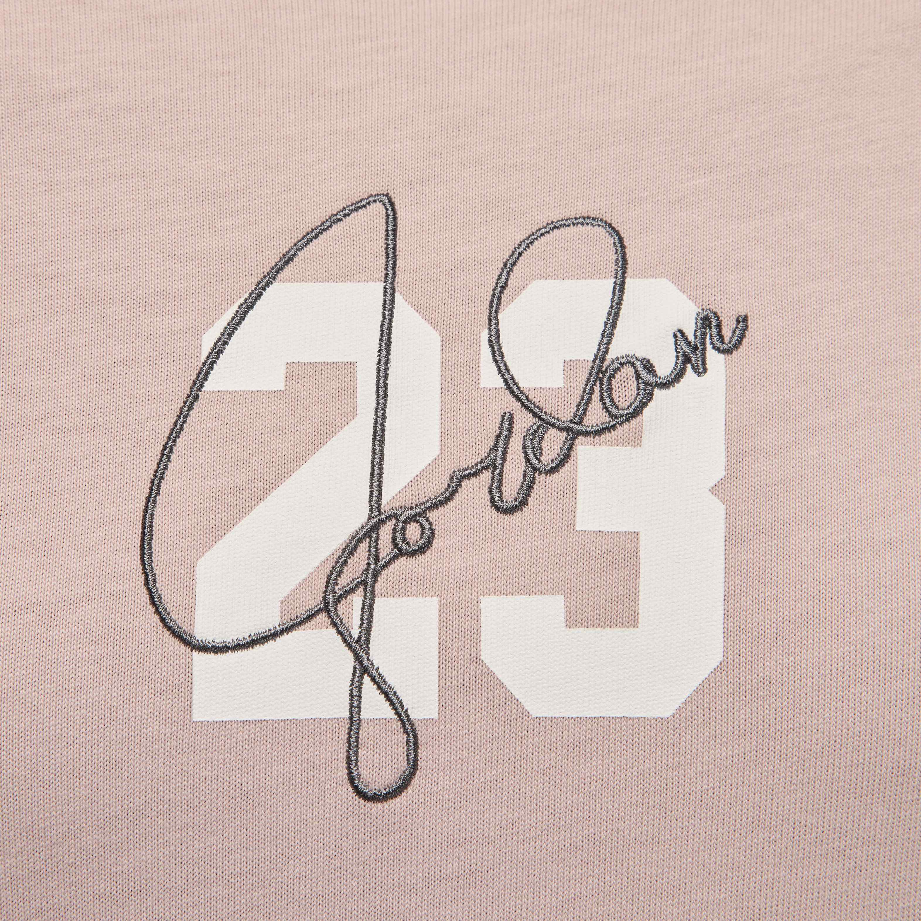 Jordan Essentials image number 3