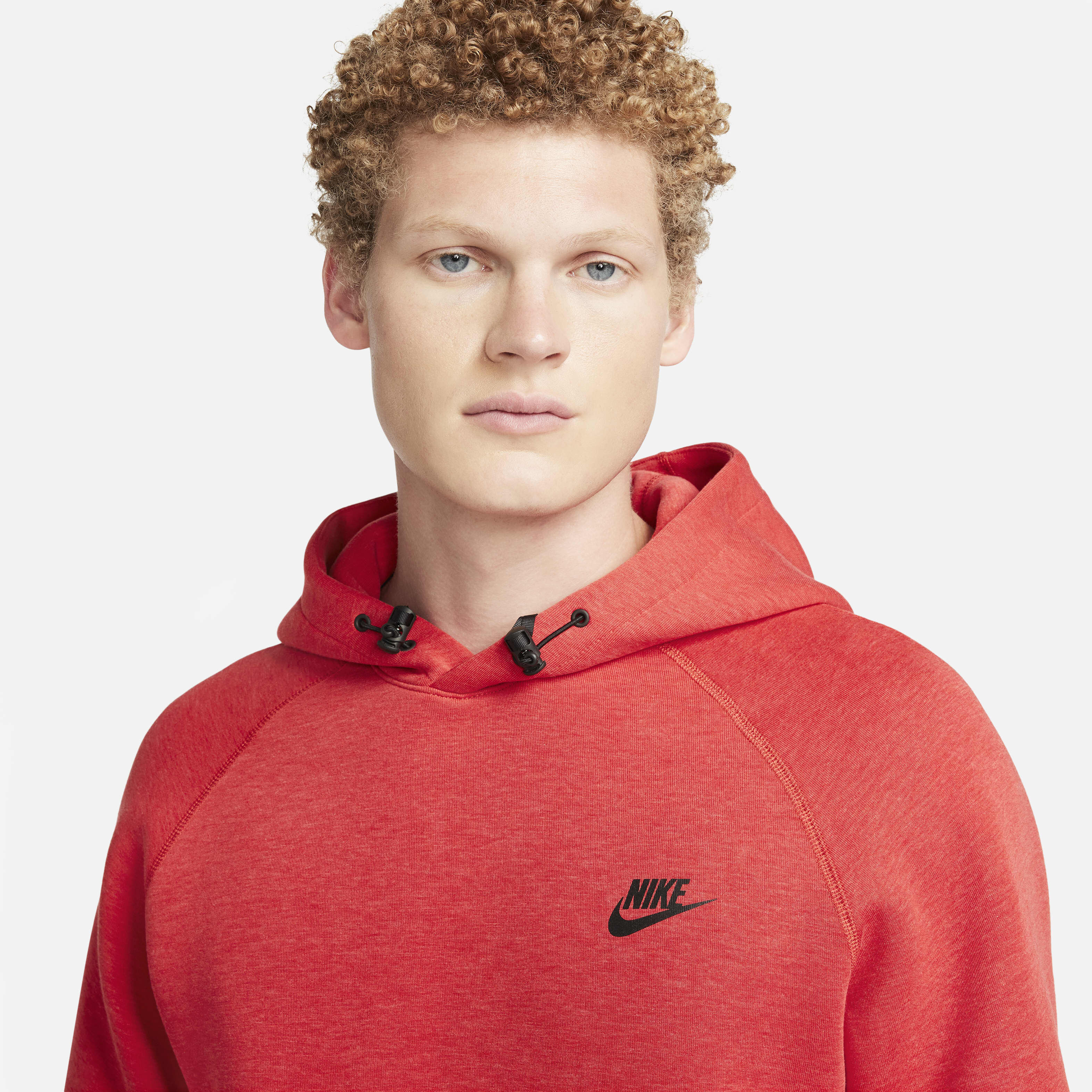 Nike Sportswear Tech Fleece image number 2