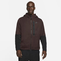 Nike Sportswear Tech Essentials
