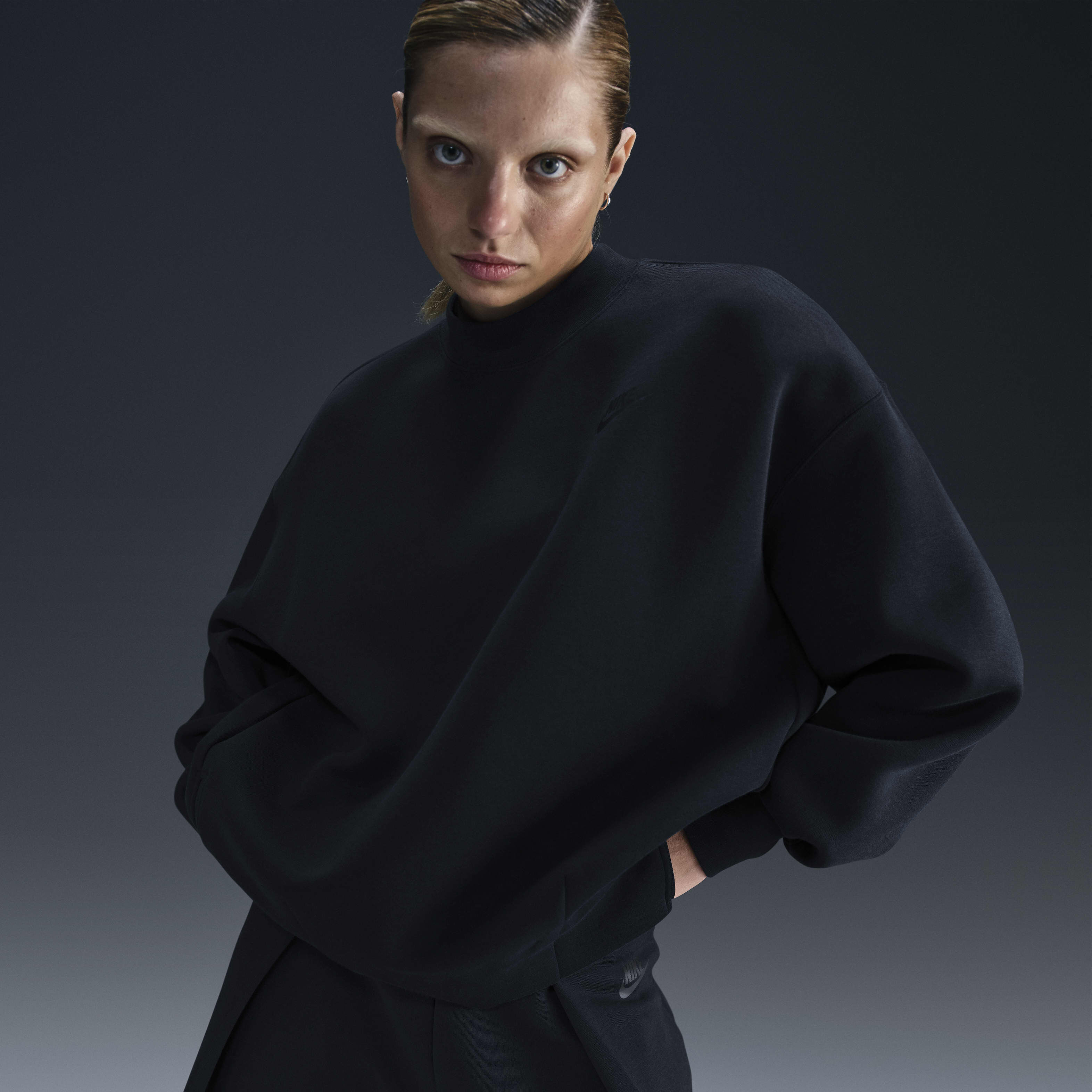 Nike Sportswear Tech Fleece image number 0