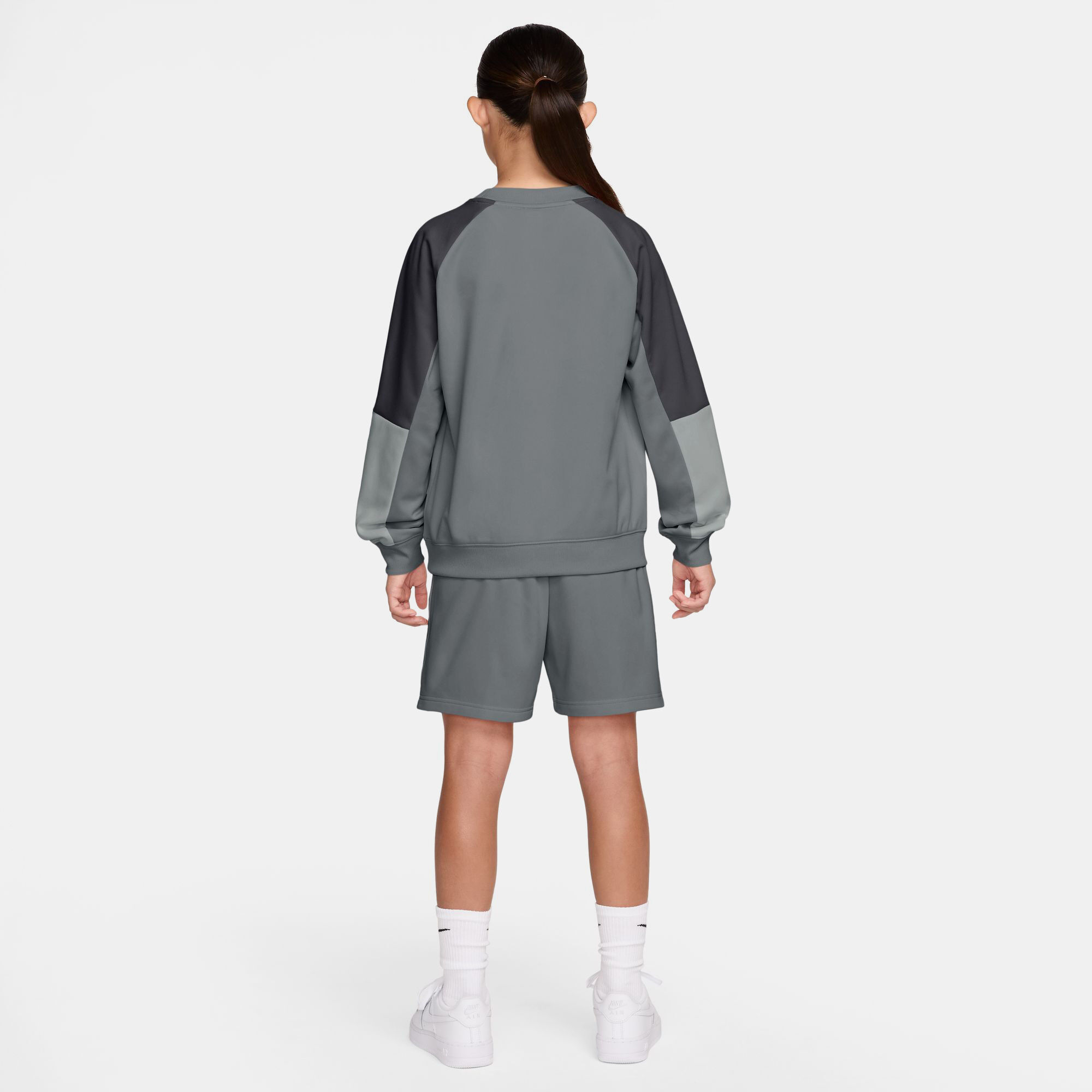 نايكي سبورتسوير image number 1