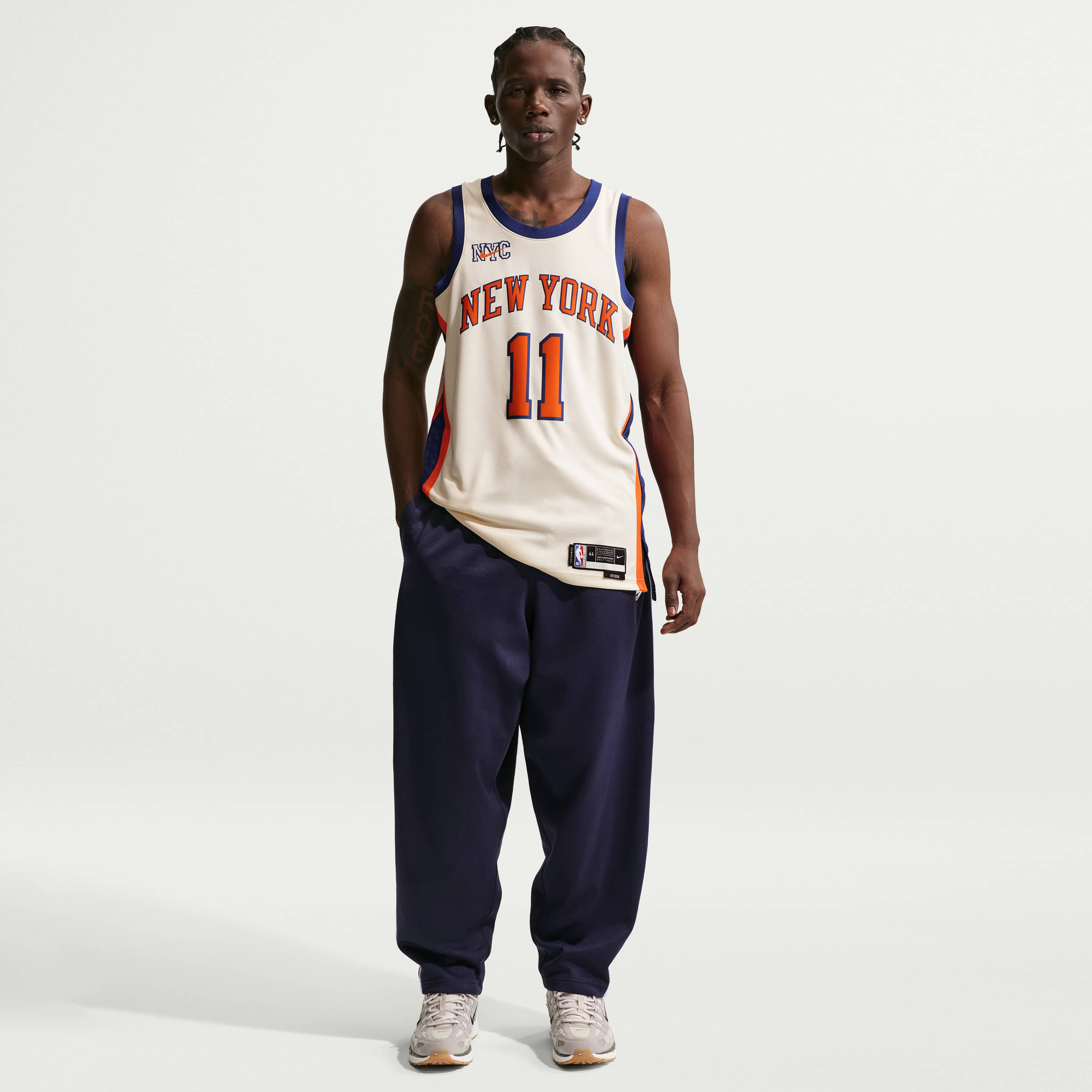 جايلن برونسون نيويورك نيكس سيتي إديشن image number 6