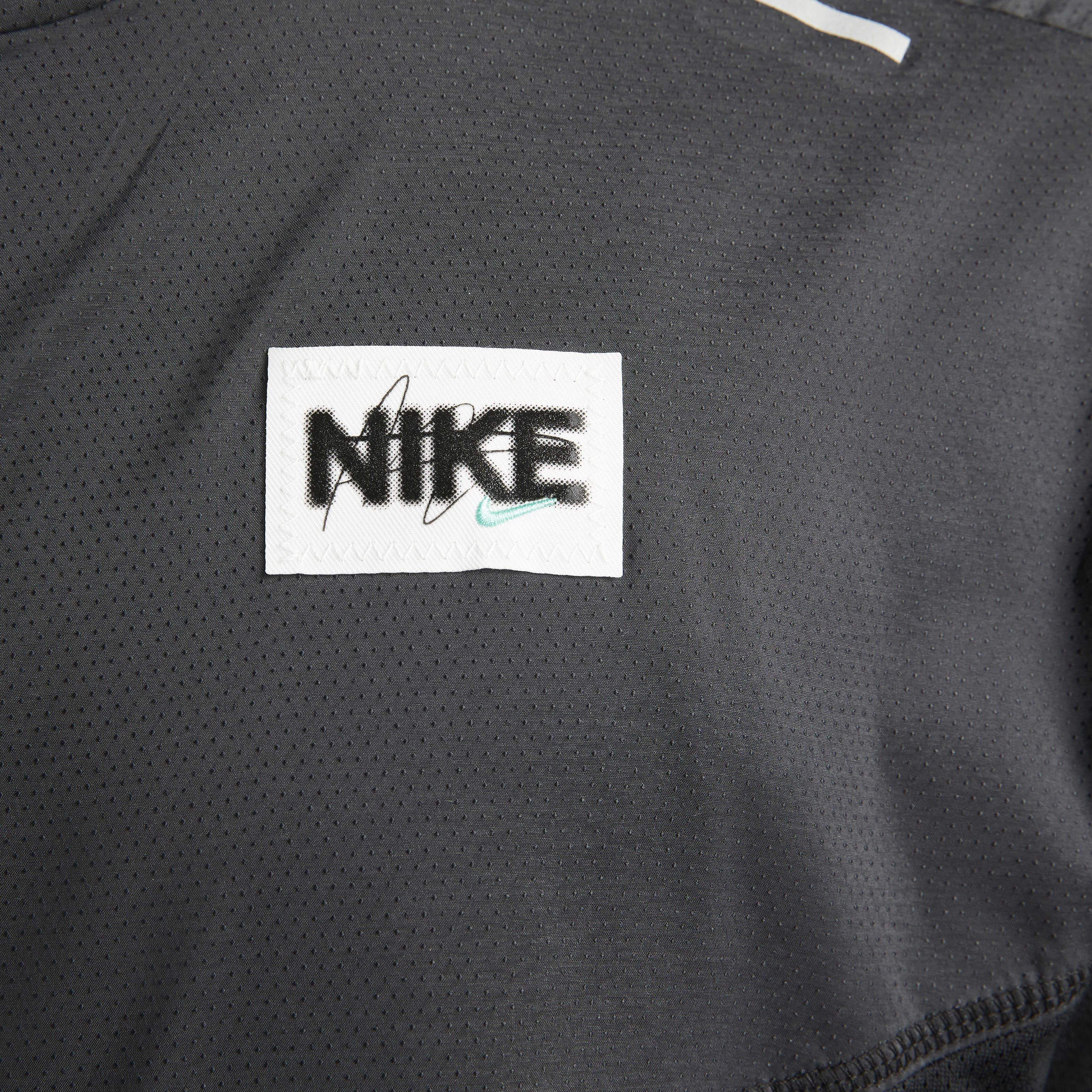 Nike Windrunner D.Y.E. image number 4