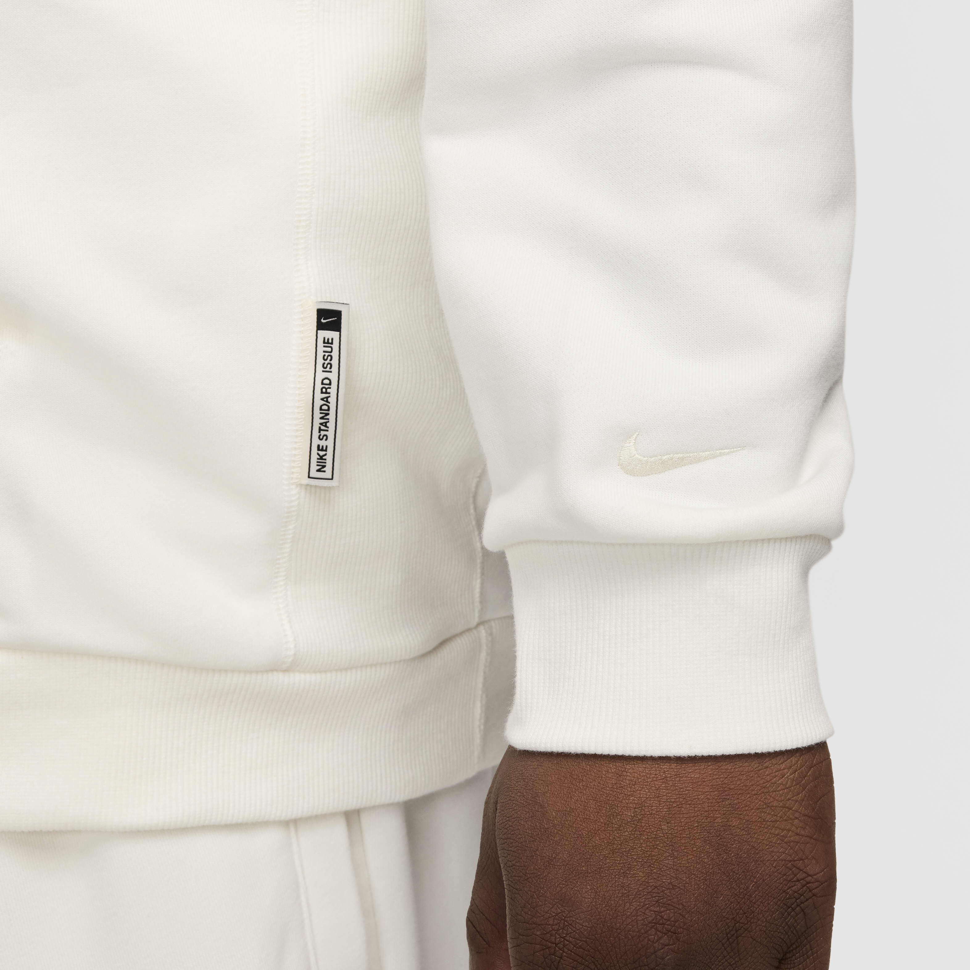 نايكي ستاندرد ايشيو image number 15