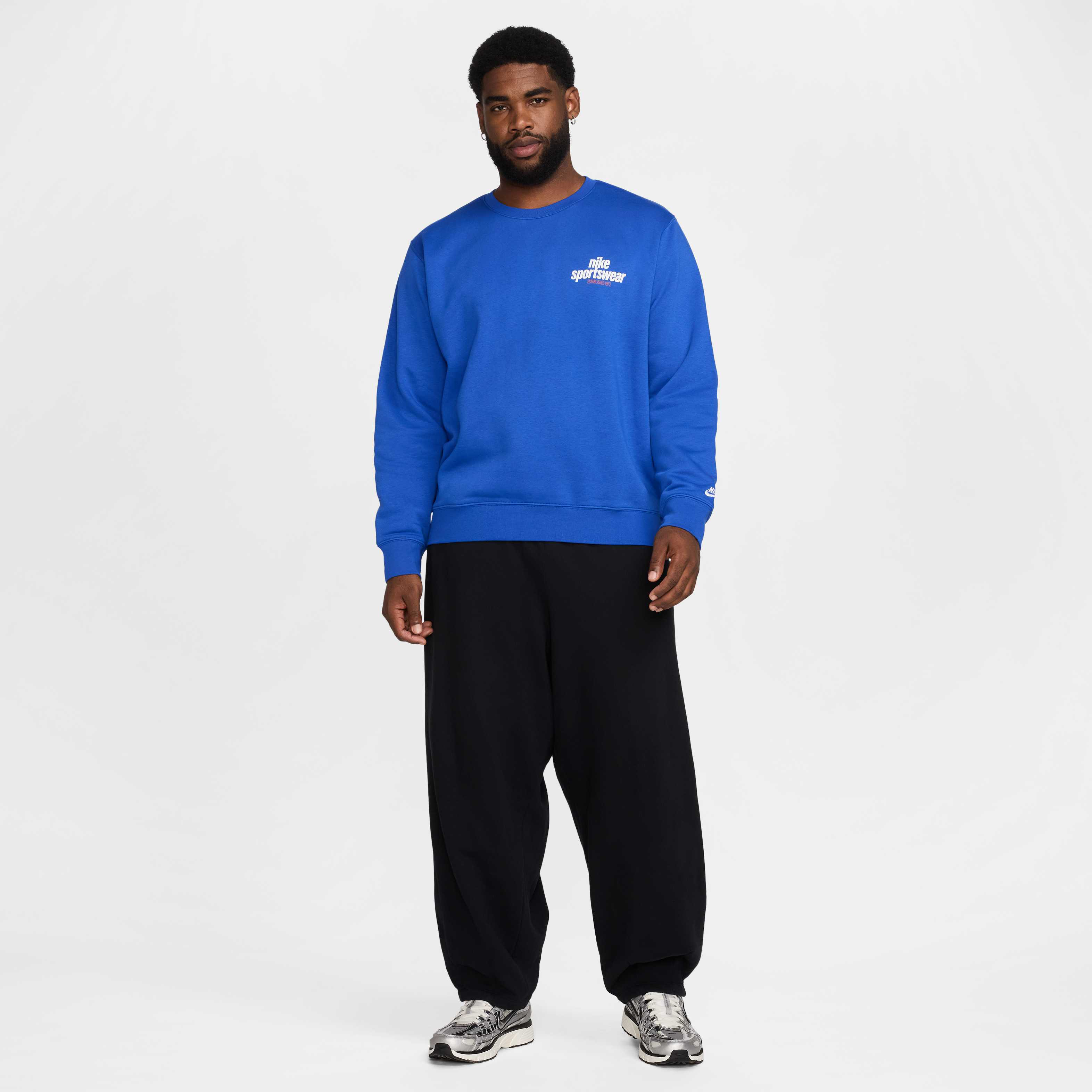 نايكي كلوب image number 9