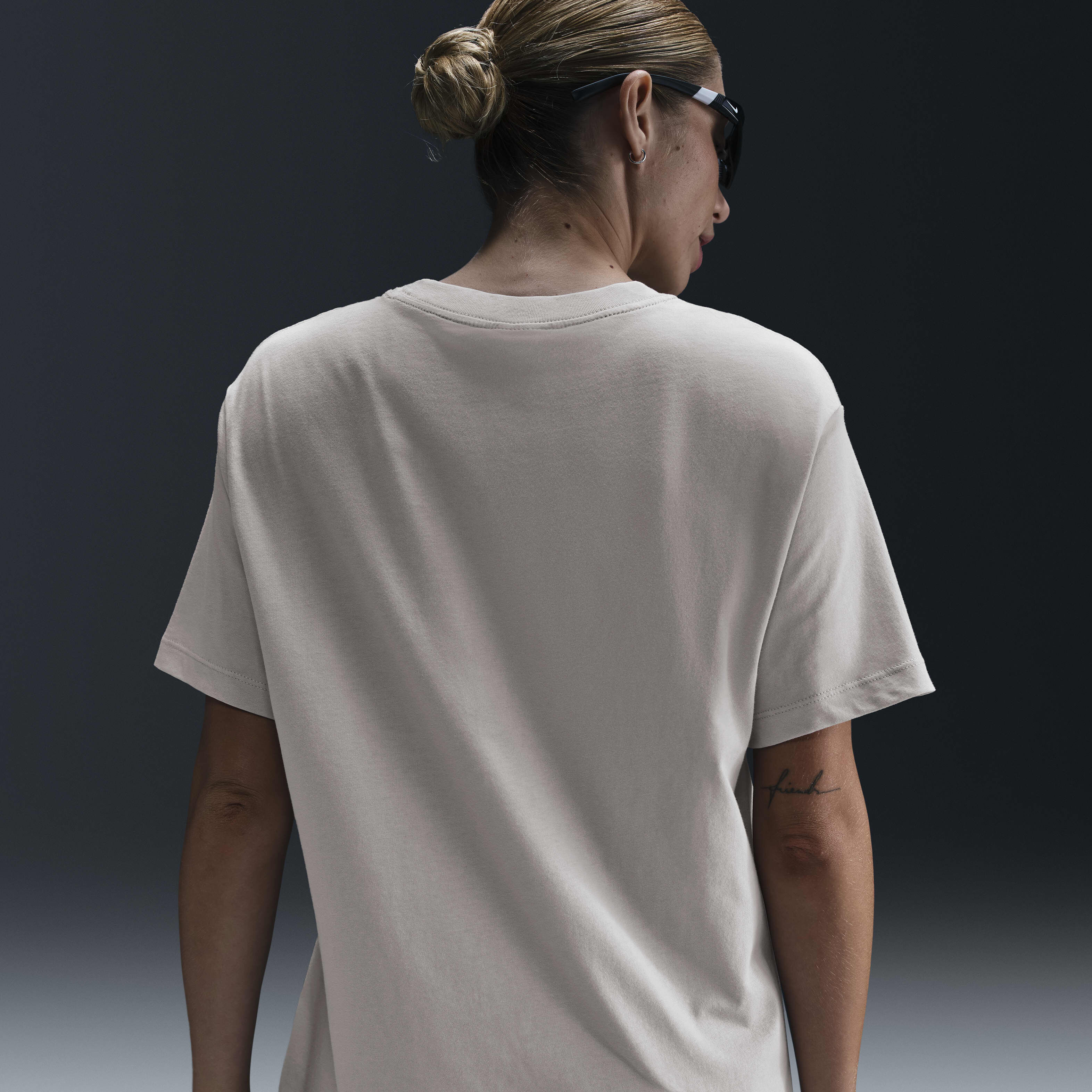 نايكي سبورتسوير image number 1