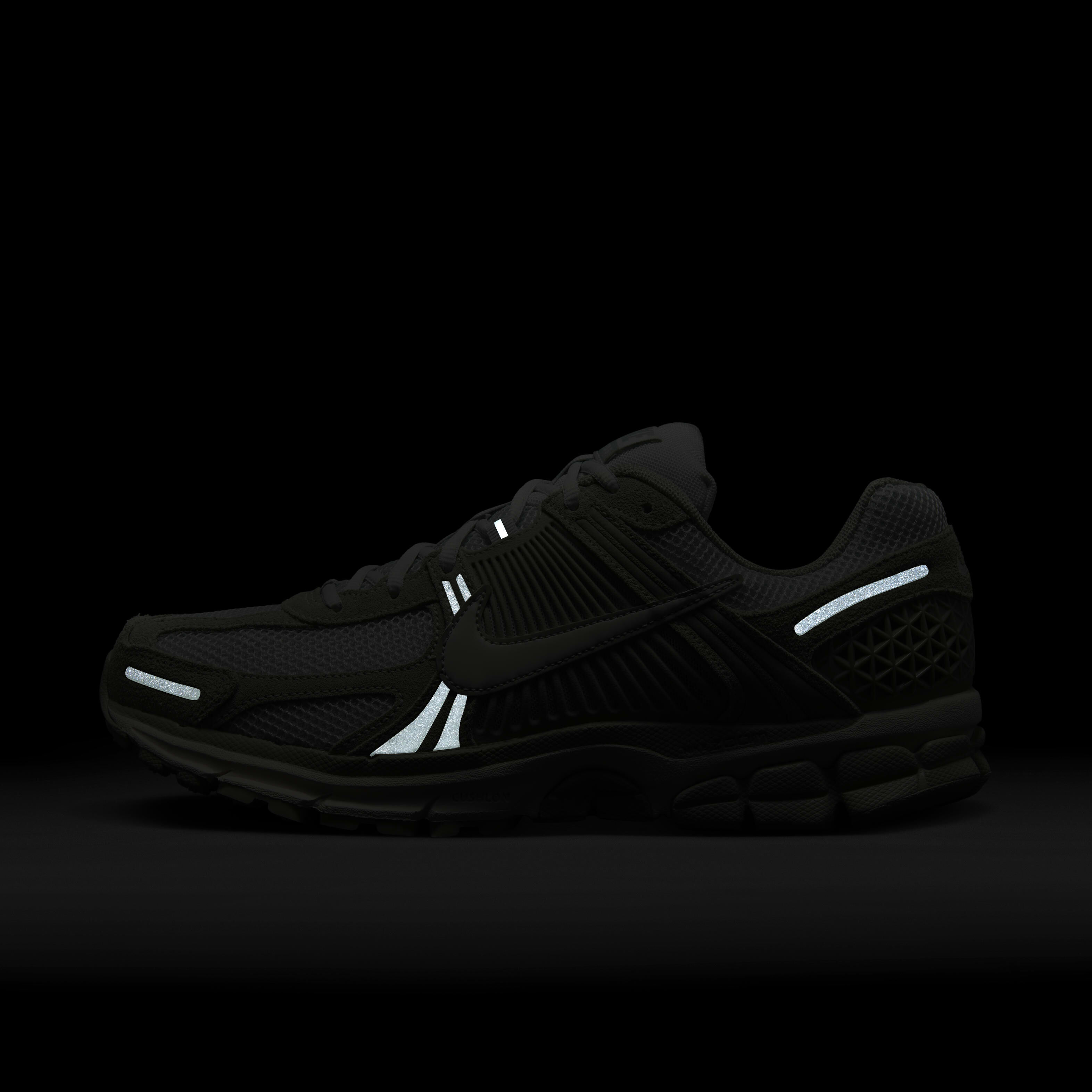 Nike Zoom Vomero 5 image number 10
