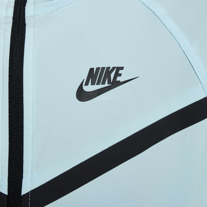 Nike Tech image number 3 Nike Tech image number 3