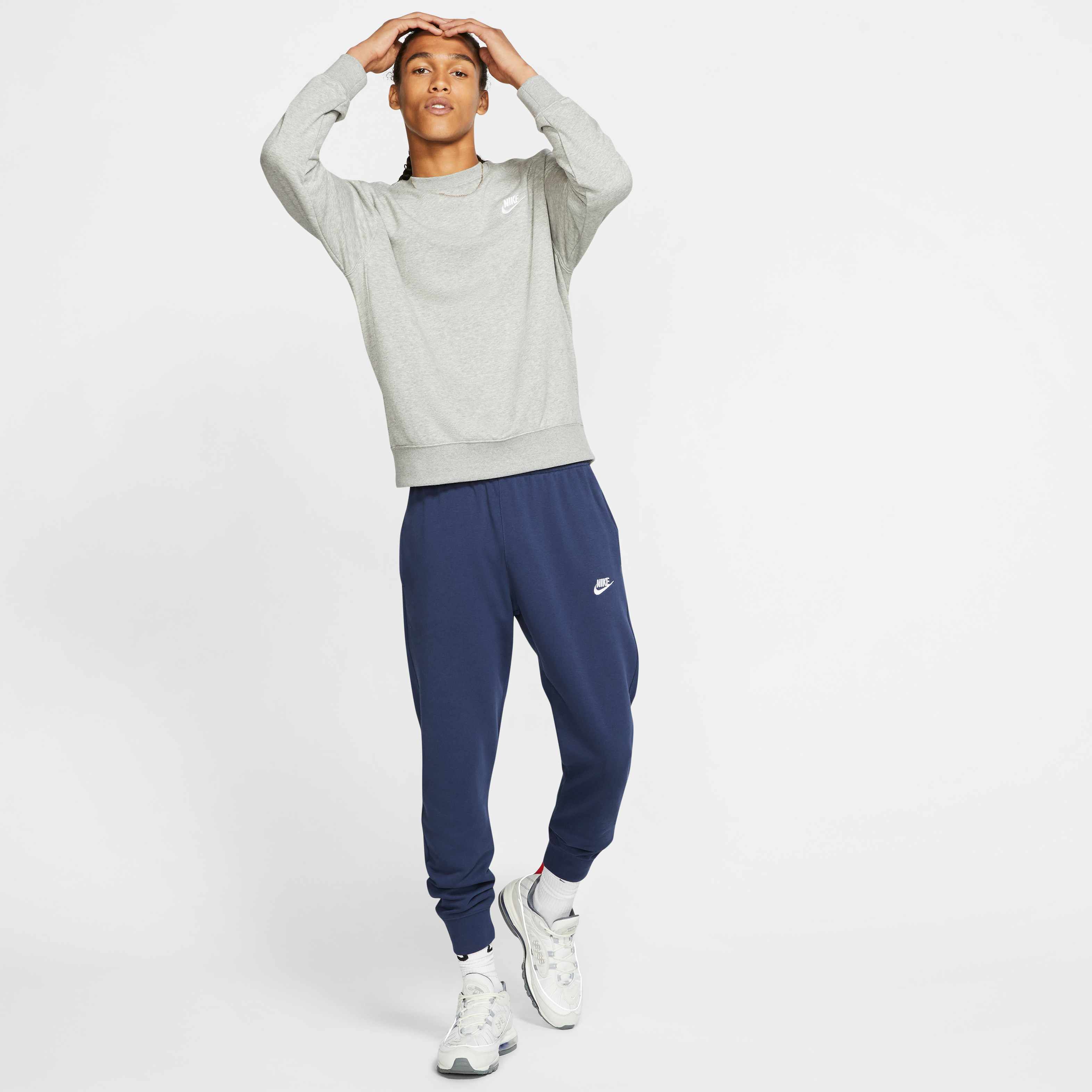 Nike Sportswear Club image number 3
