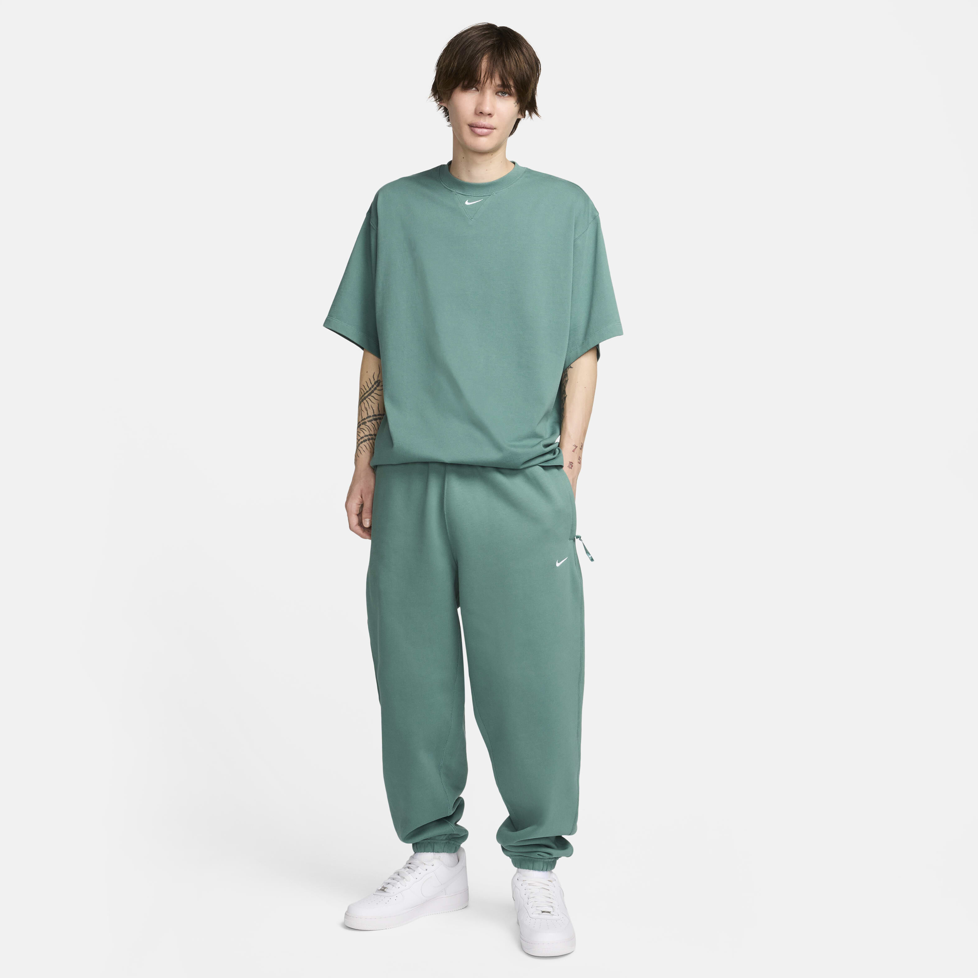 Nike Solo Swoosh image number 5