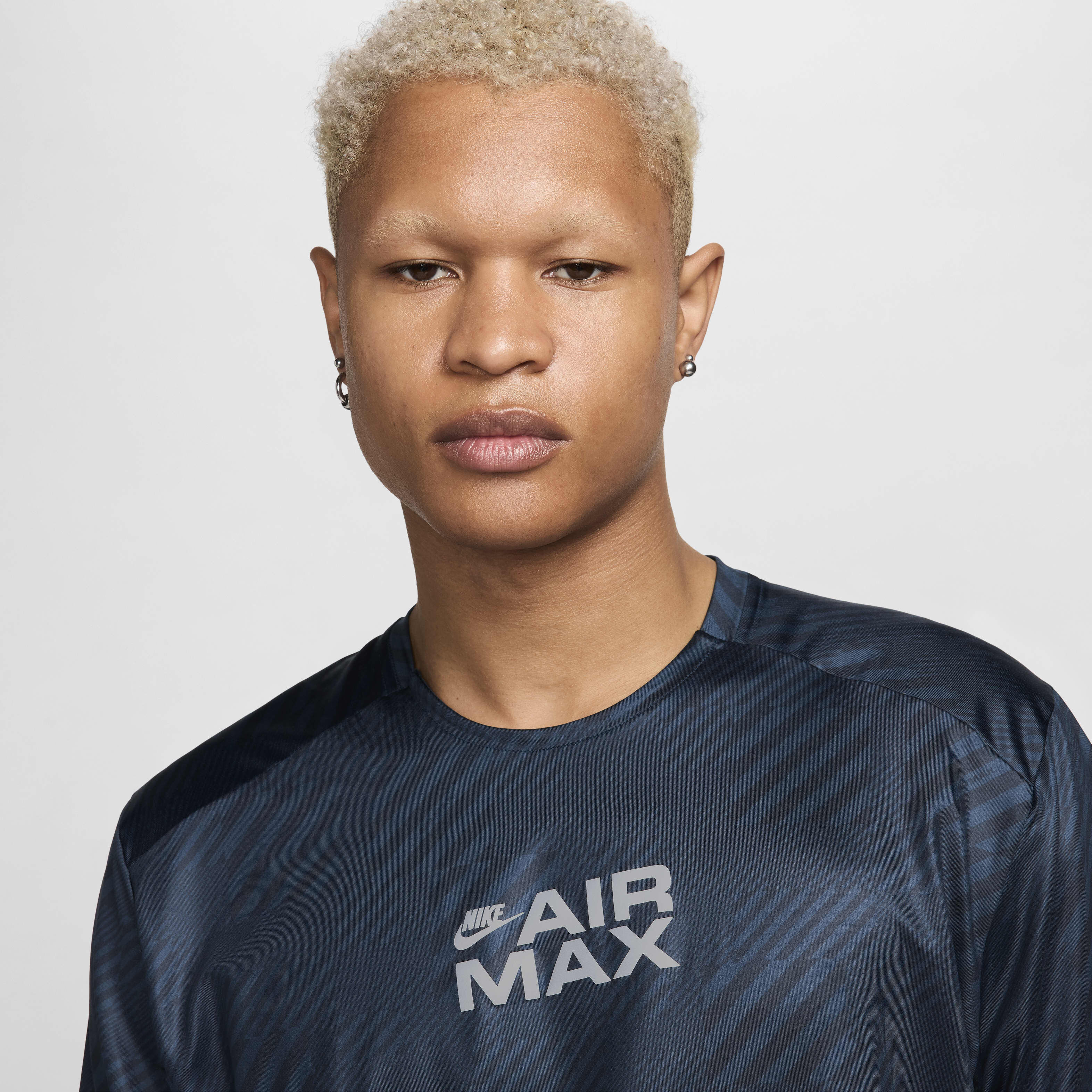 Nike air max gel t shirt clearance