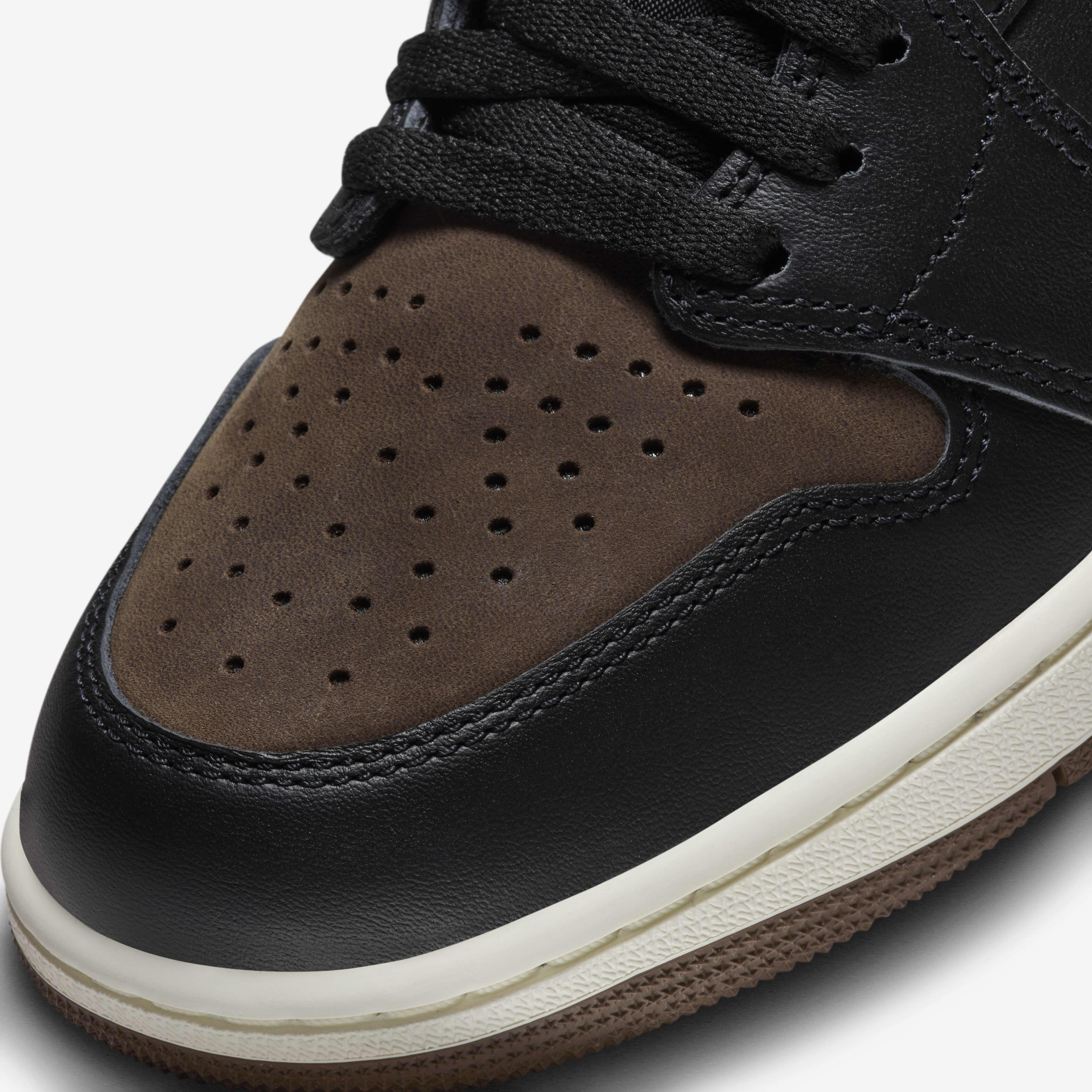 Air Jordan 1 Retro High OG image number 6