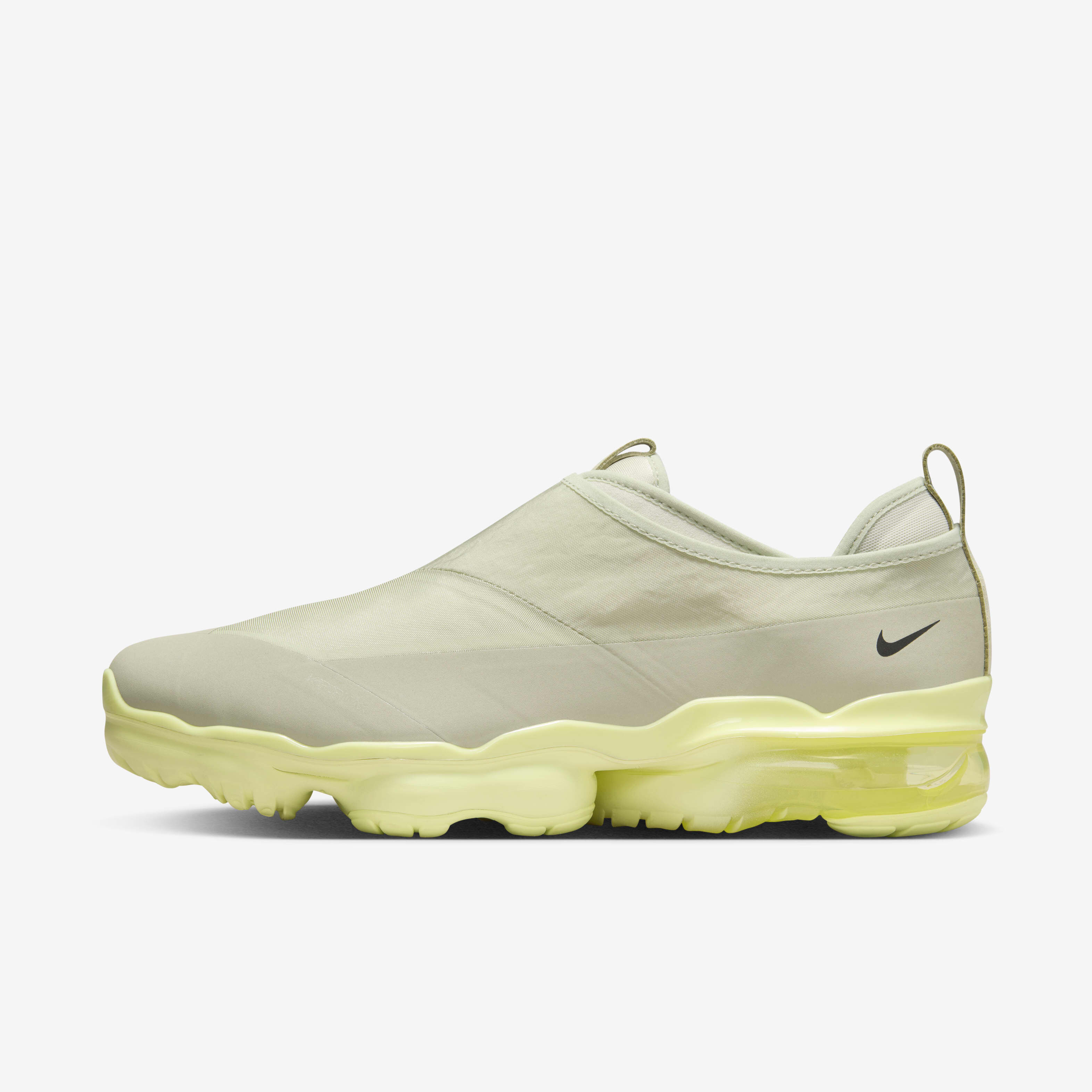 Buy Nike Air VaporMax Moc Roam Men s Shoes Nike Kuwait Official
