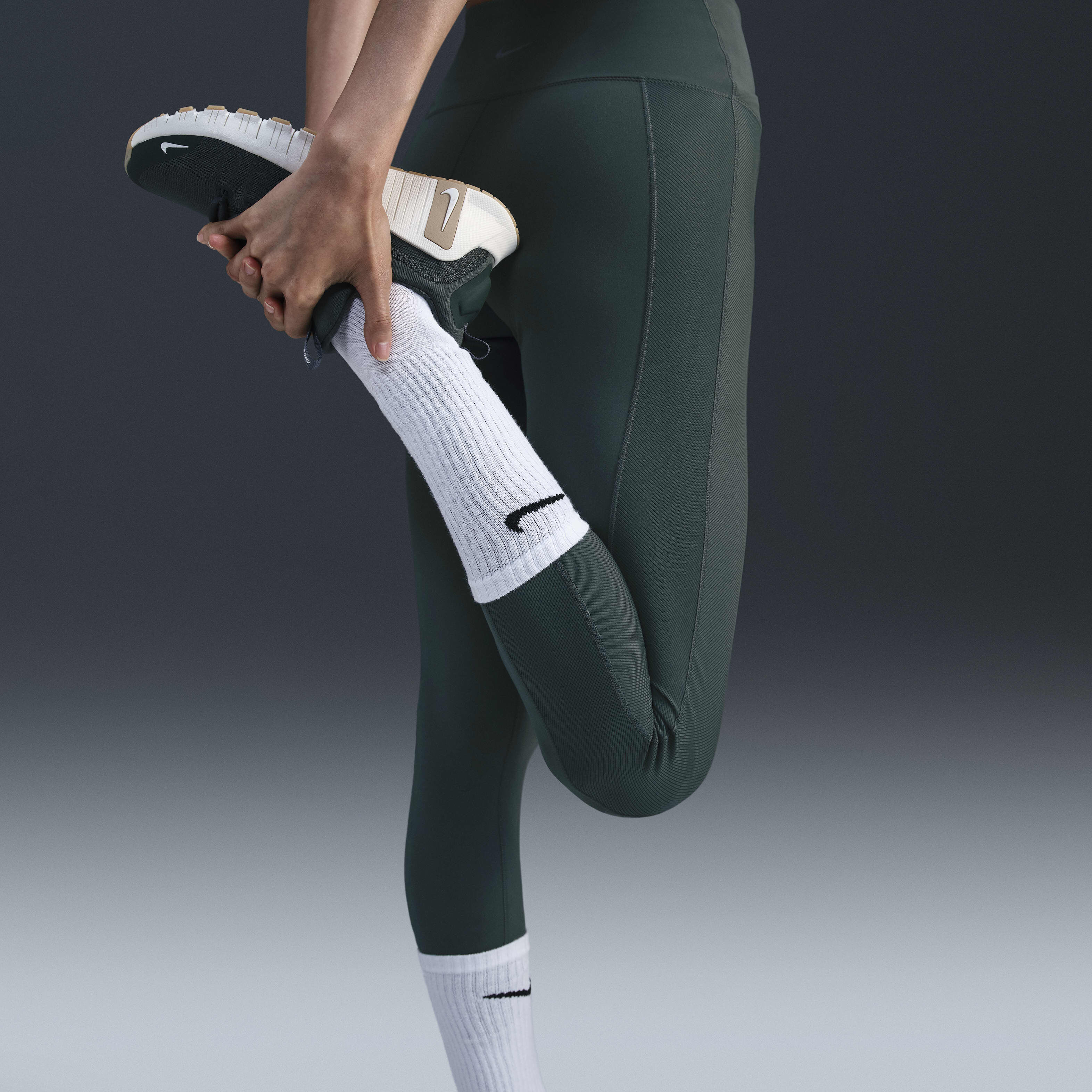 Buy Nike One Wrap Women s High Waisted 7 8 Leggings Nike Kuwait Official