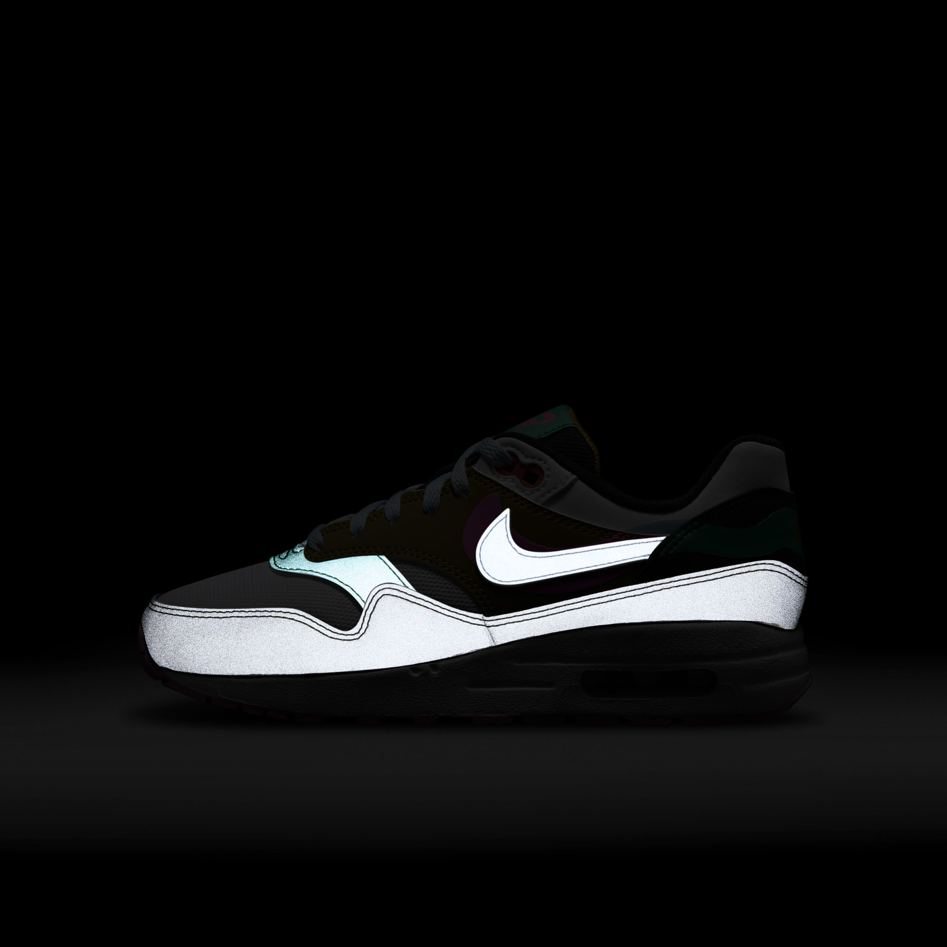 Nike Air Max 1 SE image number 10