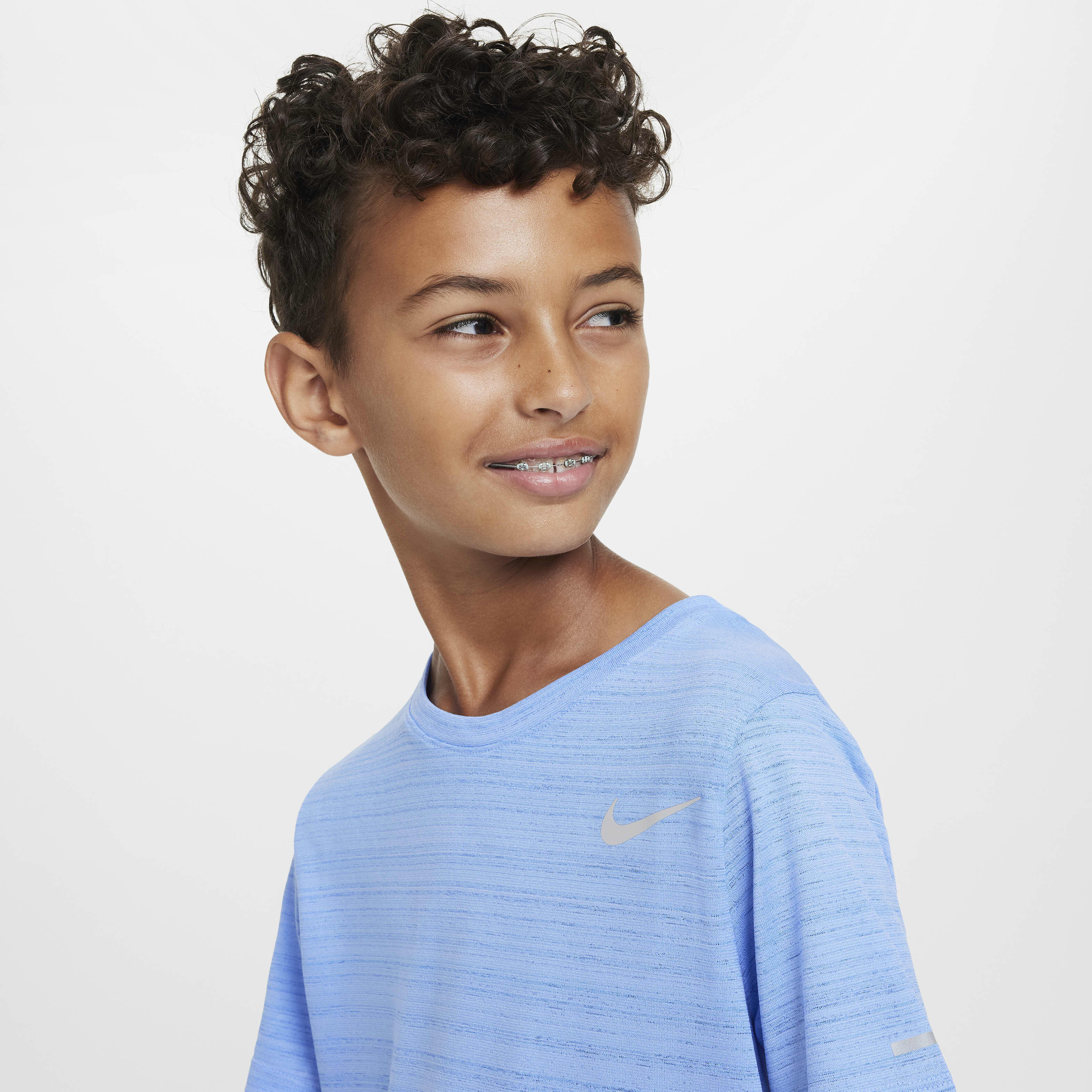 Nike Dri-FIT Miler image number 2