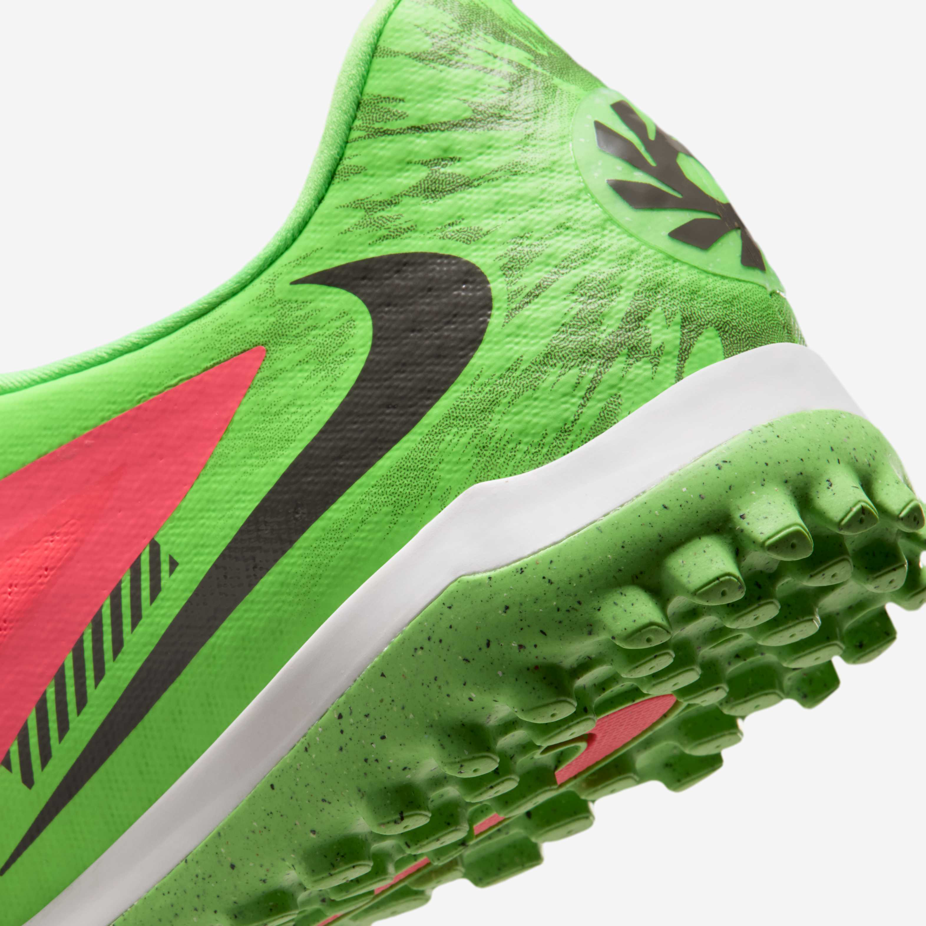 Nike Phantom 6 Low Academy 'Erling Haaland' image number 7