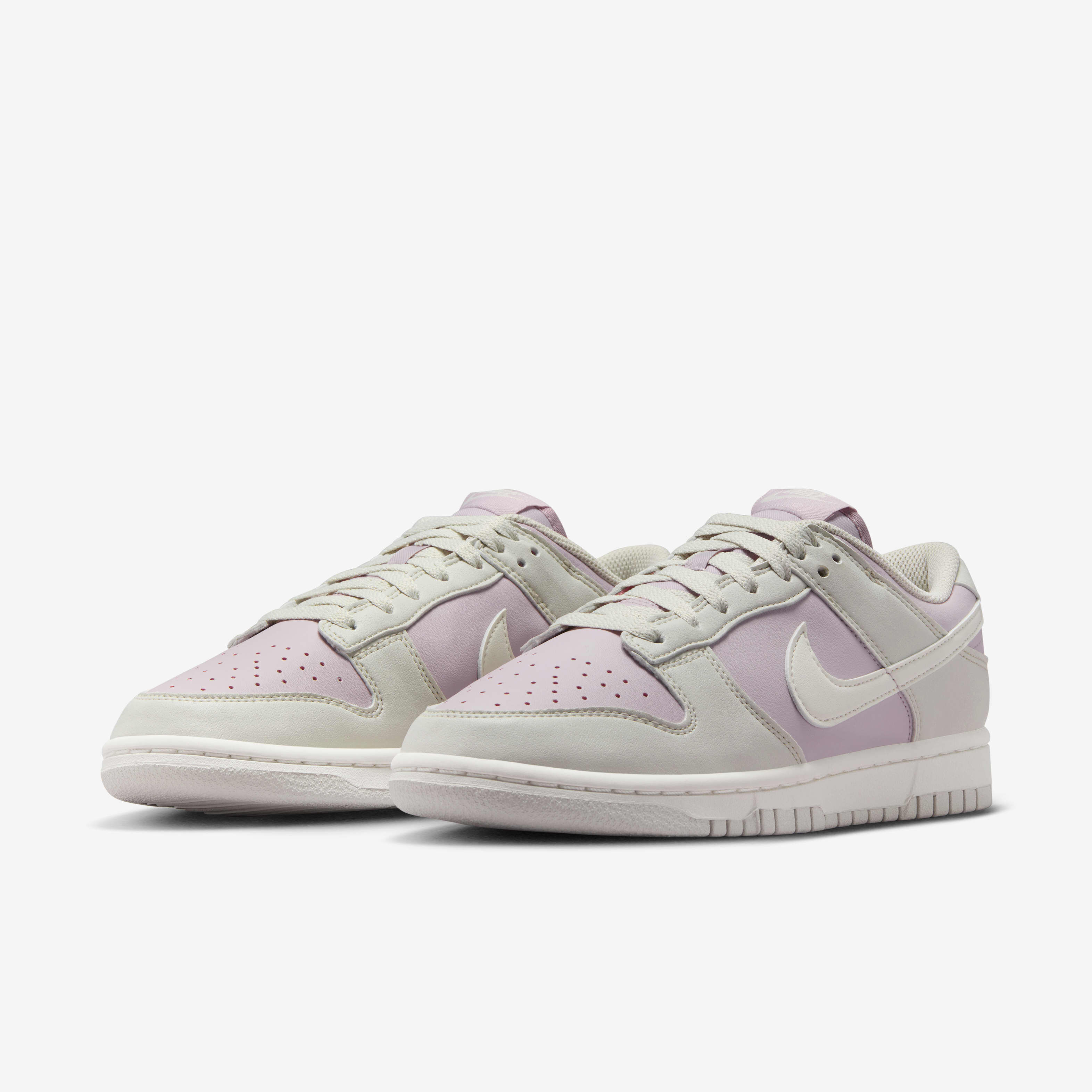 Nike 72 purple and pink deals