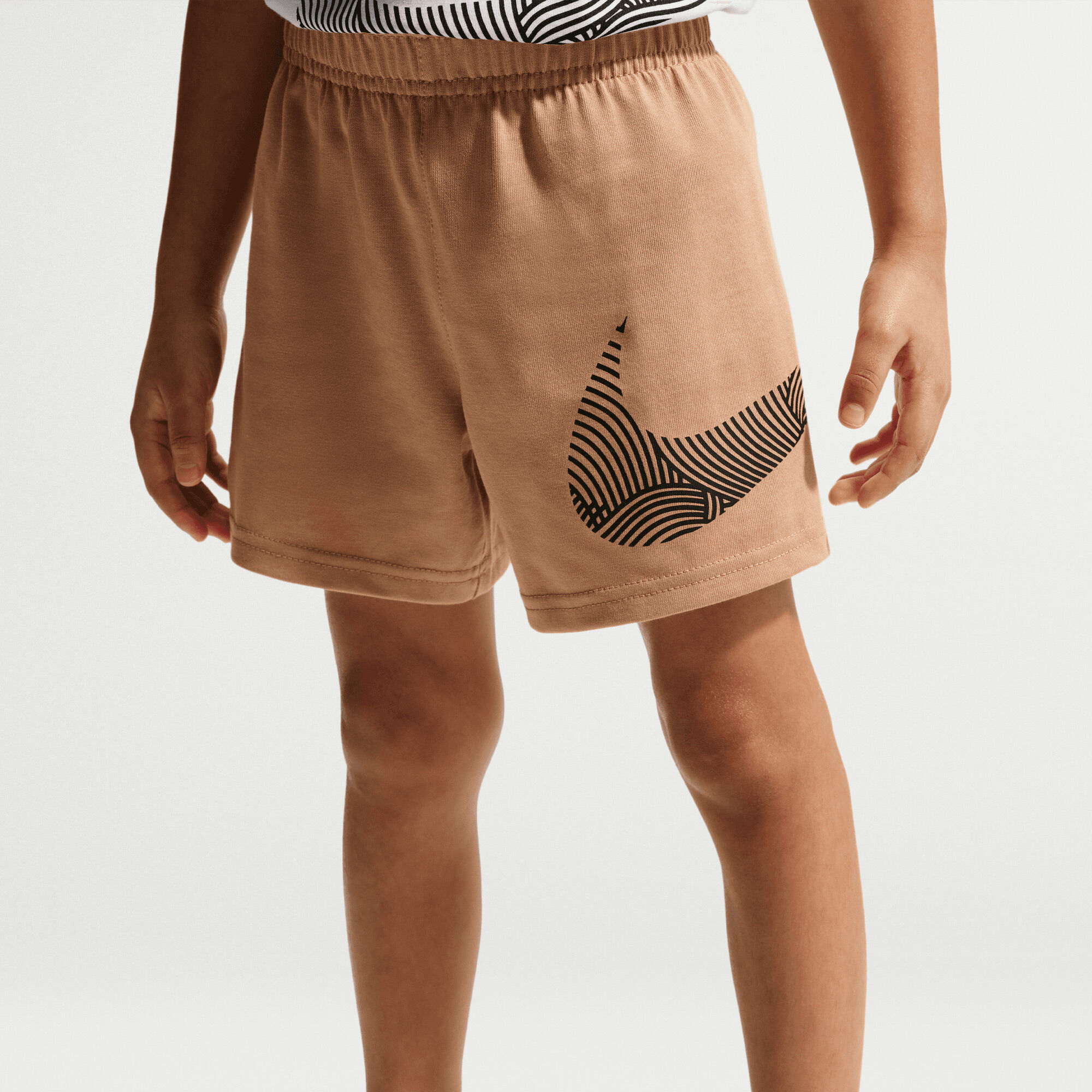 Nike Sportswear In The Zone image number 4