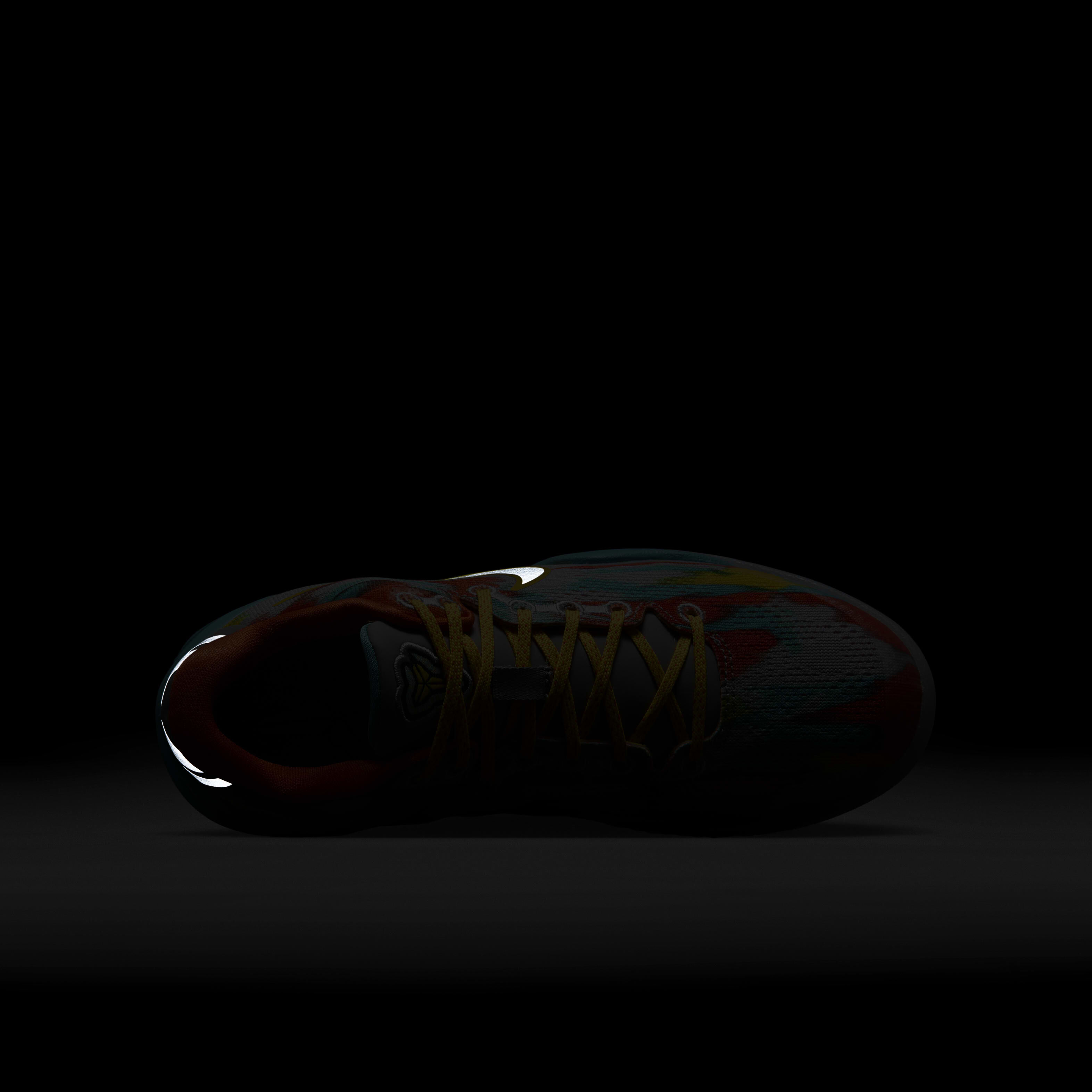 Kobe 8 image number 8