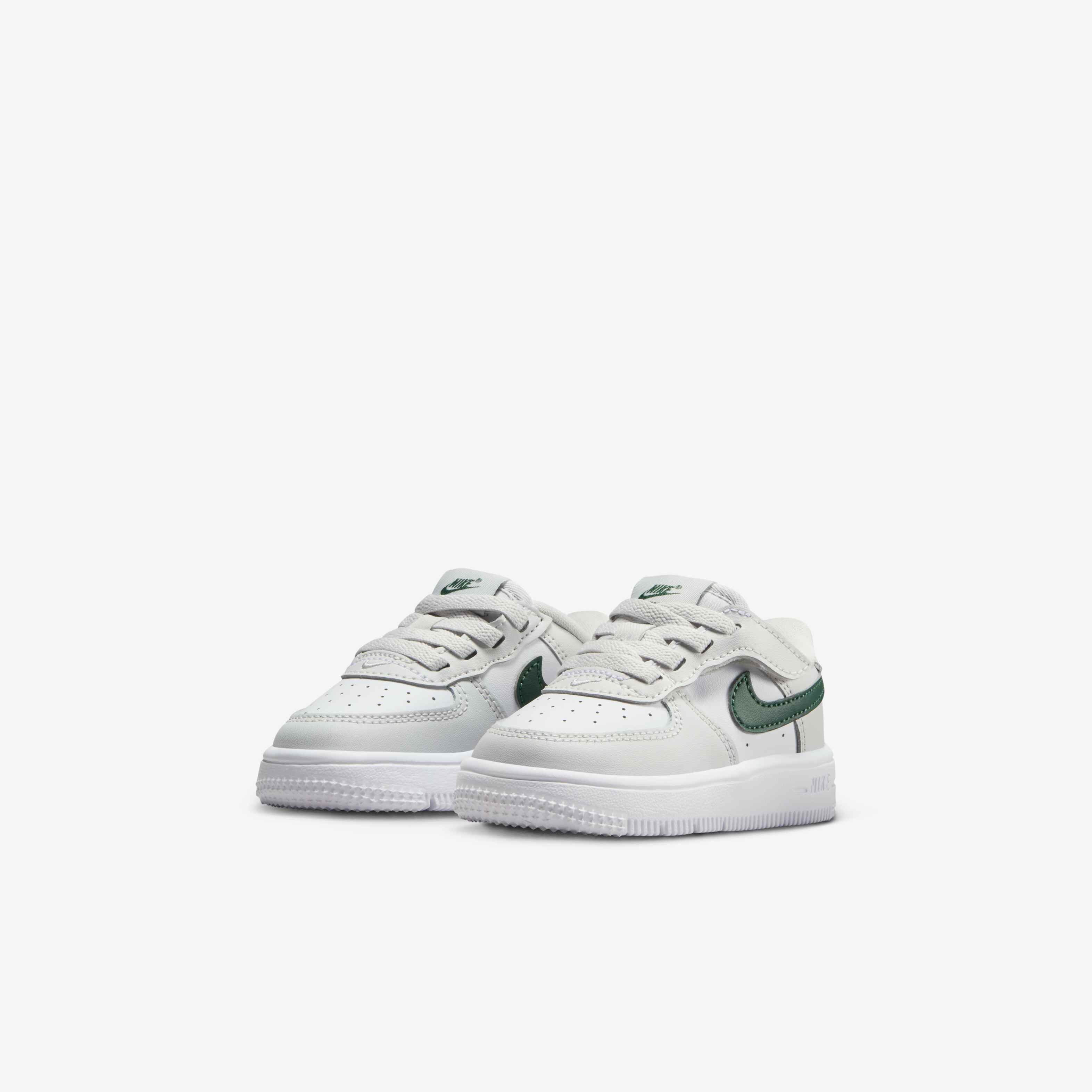 Nike Force 1 Low EasyOn image number 4