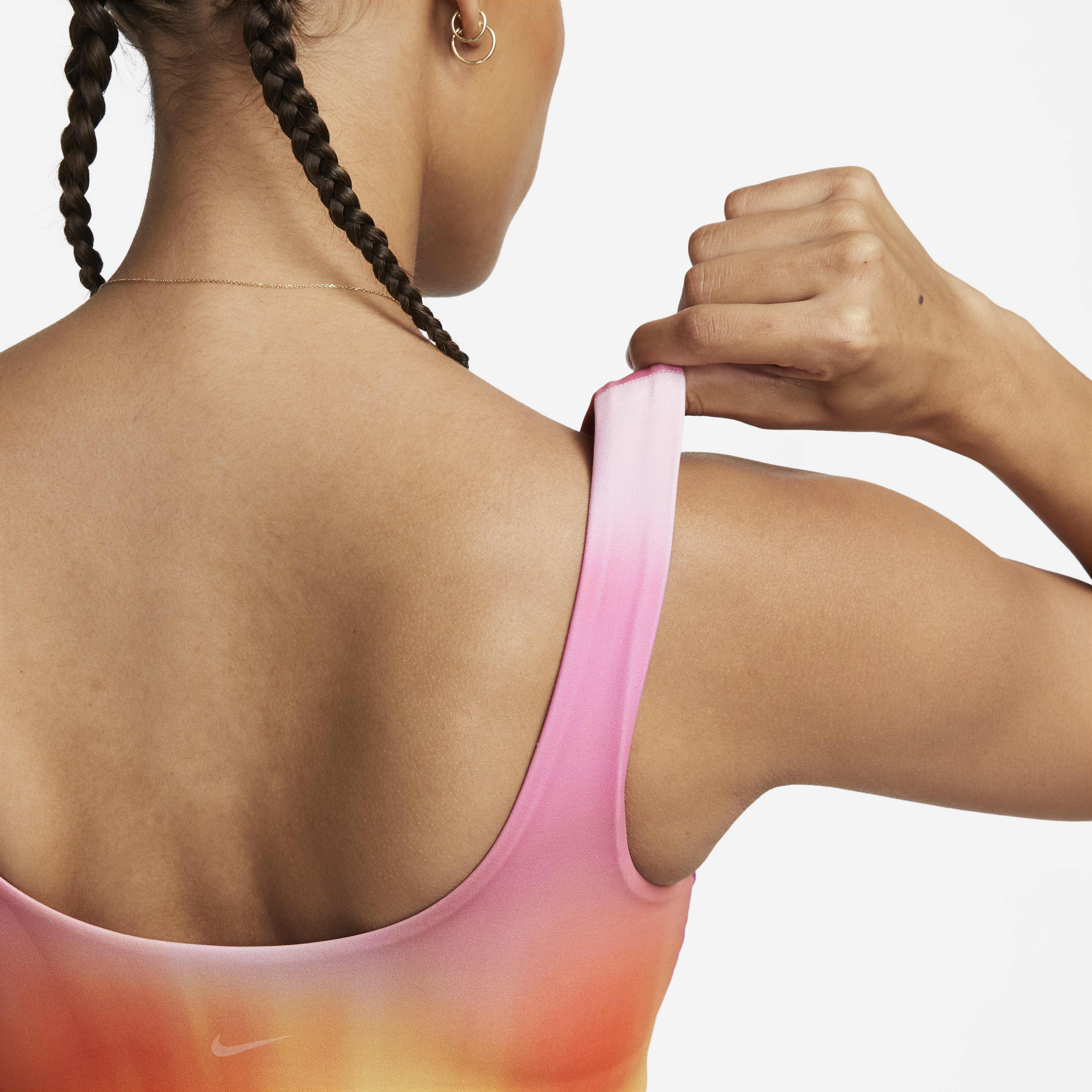 Nike Alate All U image number 2