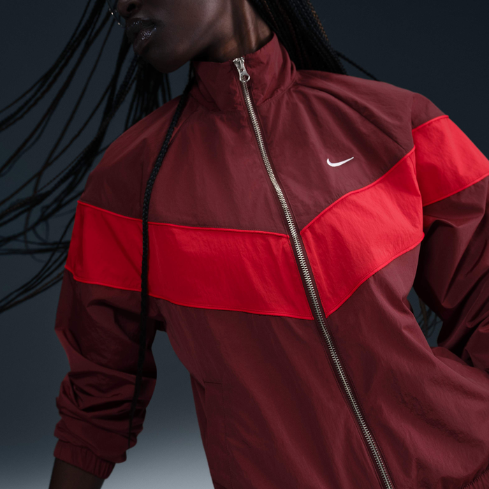 Nike Windrunner image number 2 Nike Windrunner image number 2
