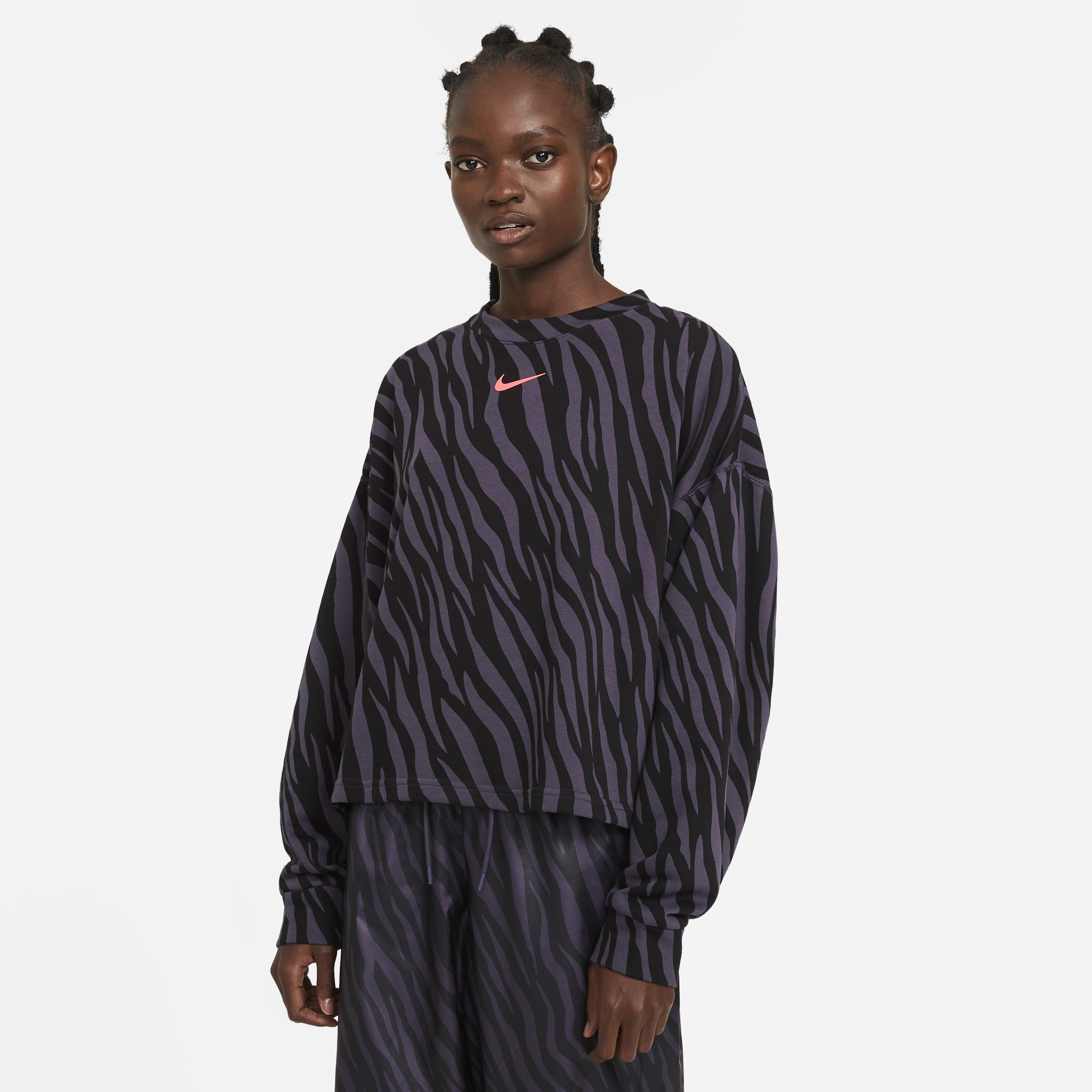 nike sportswear icon clash women's