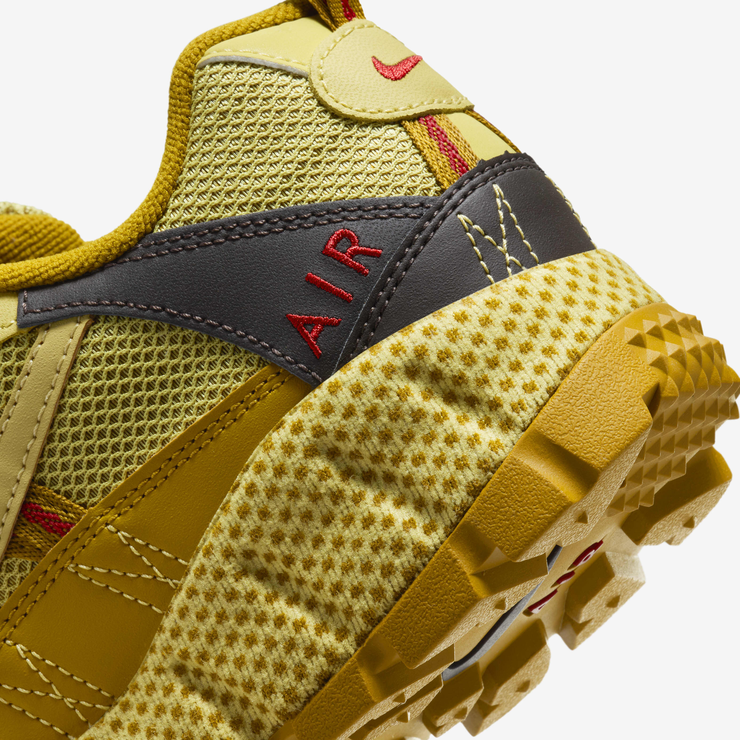 Nike Air Humara image number 7