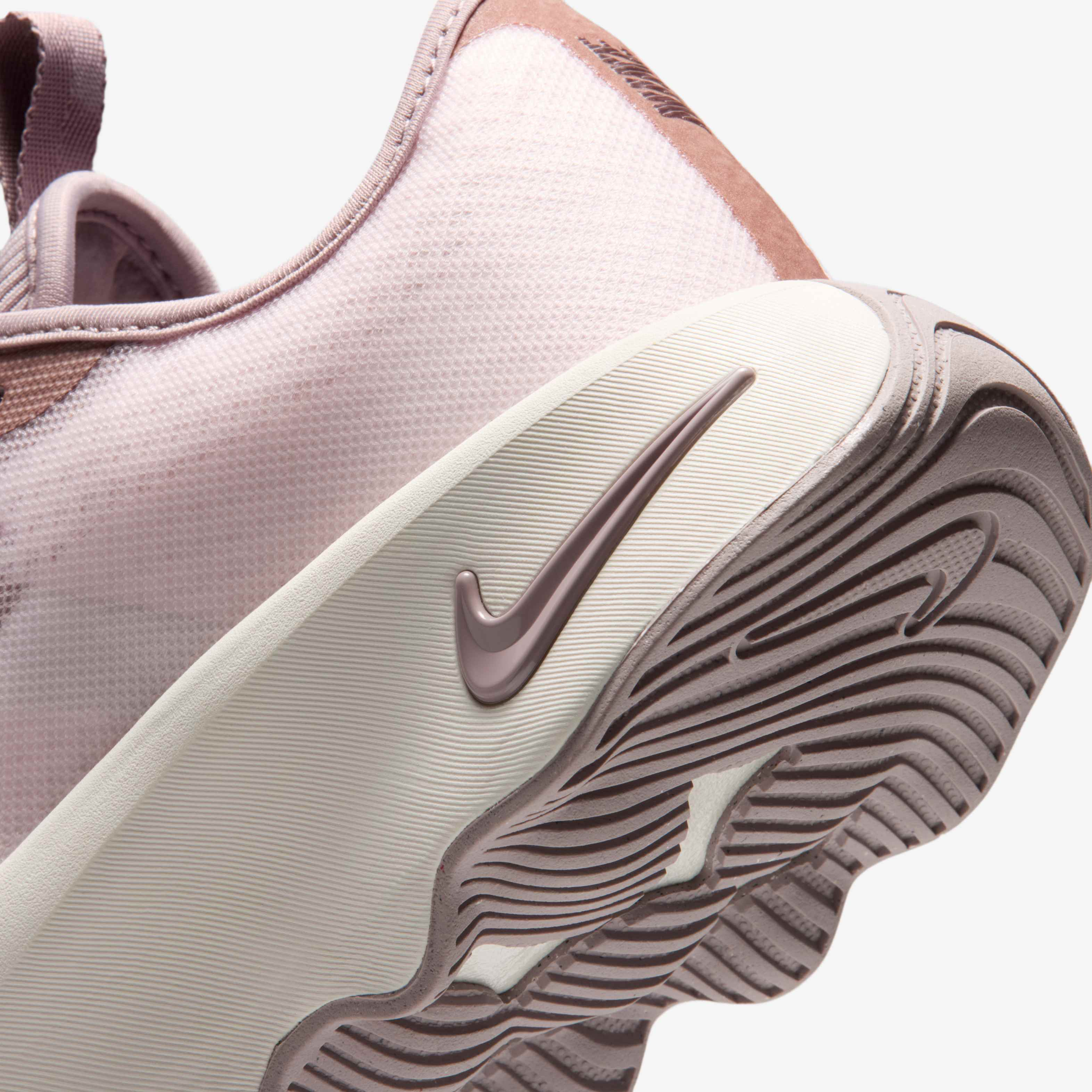 Nike Motiva 2 image number 7