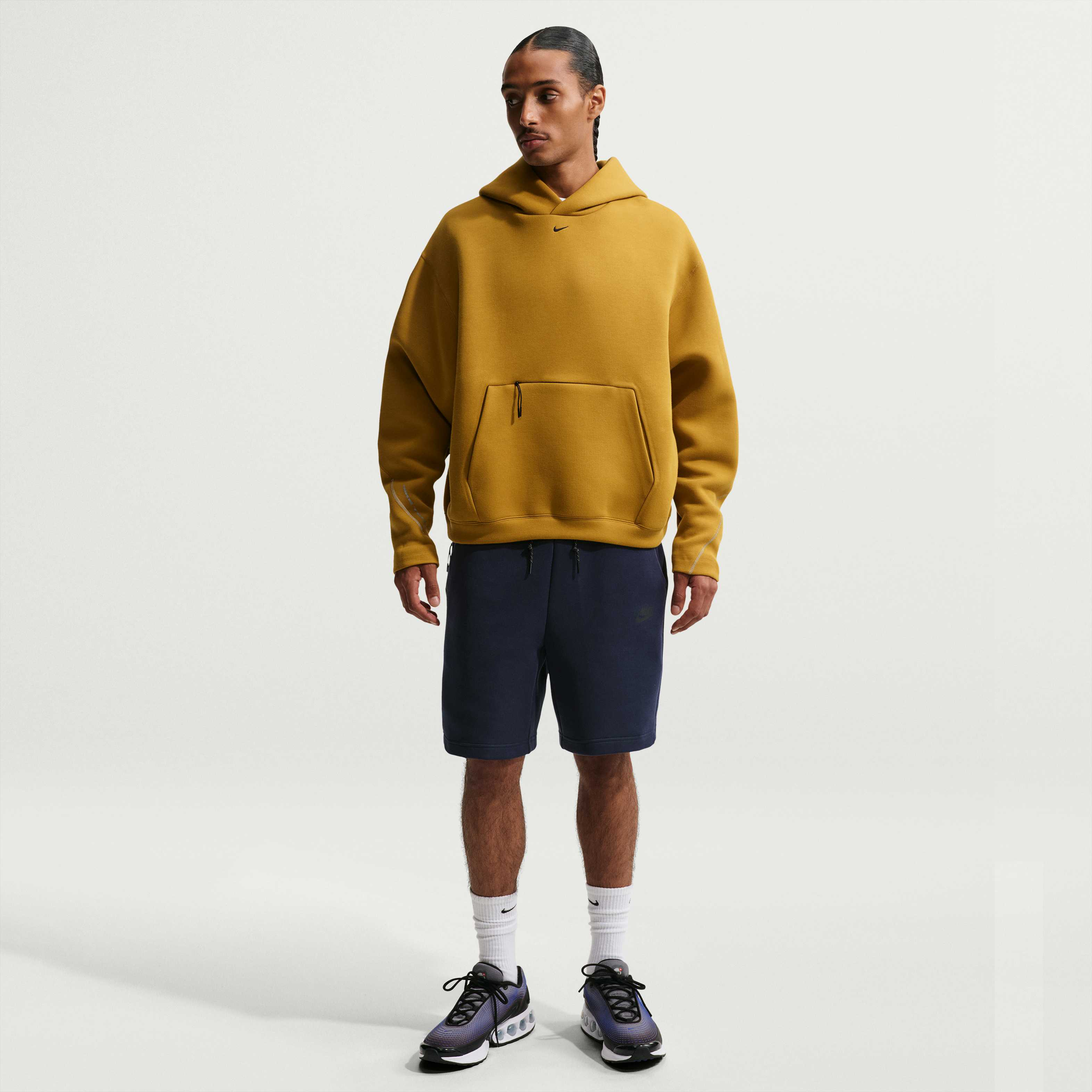 Nike Tech image number 0