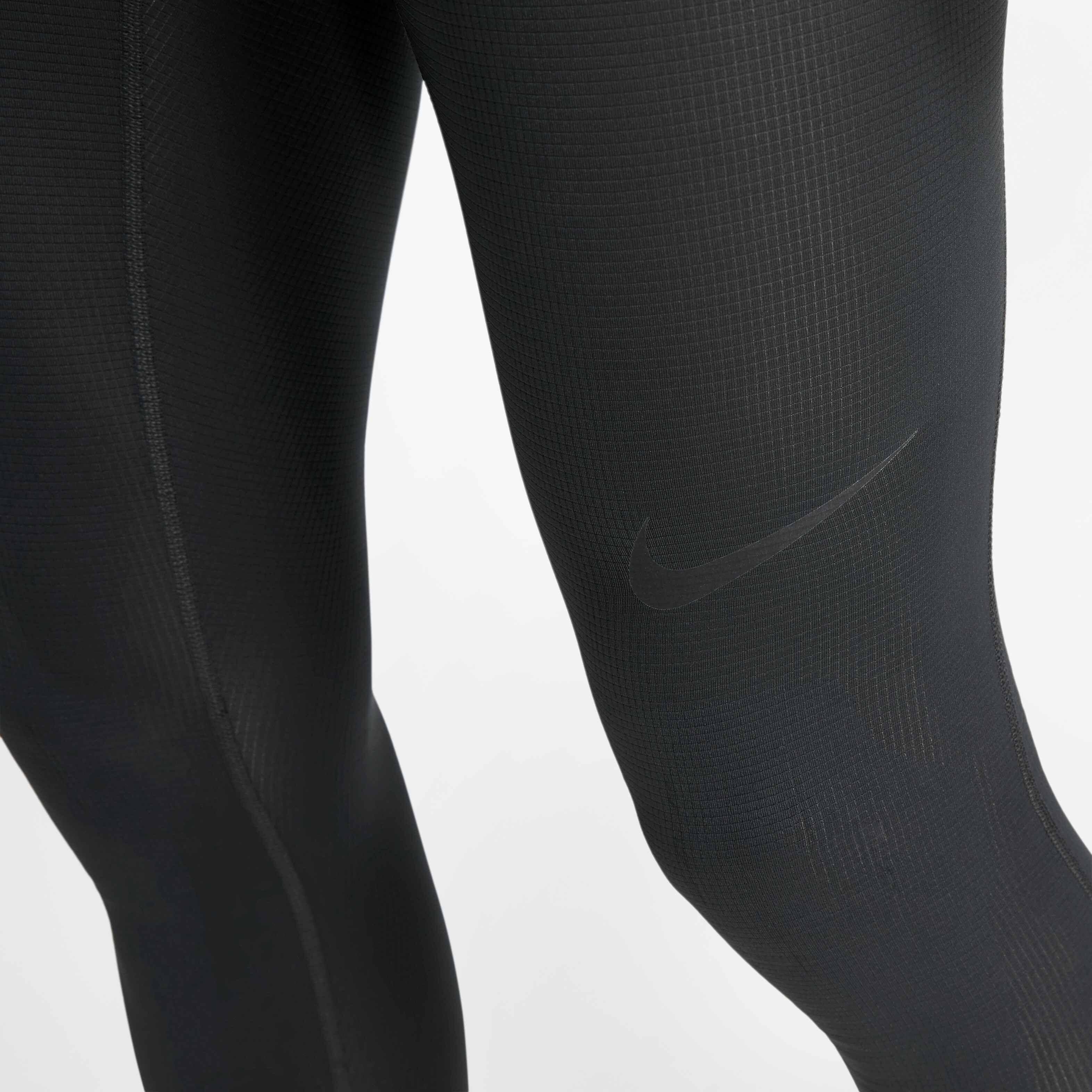 نايكي برو image number 4