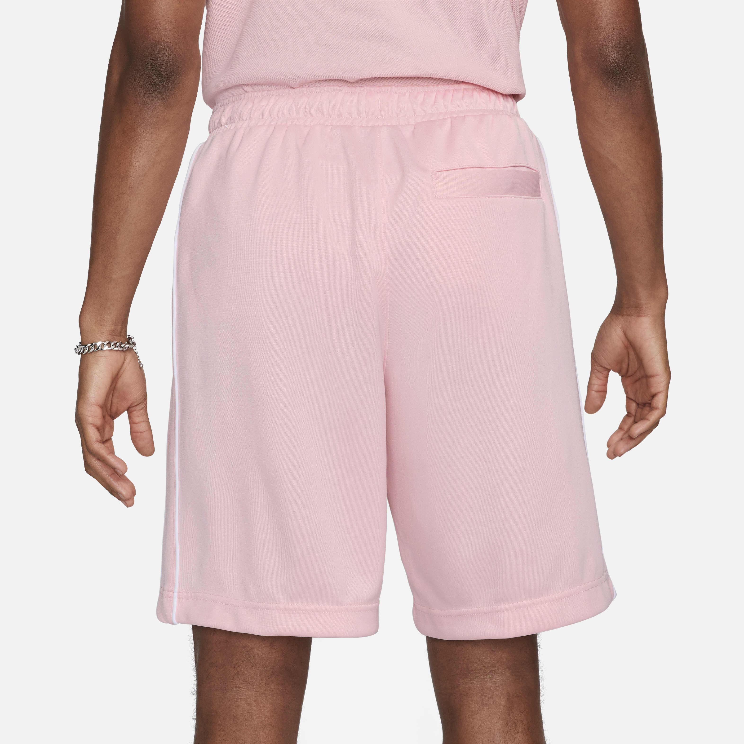 نايكي كلوب image number 2