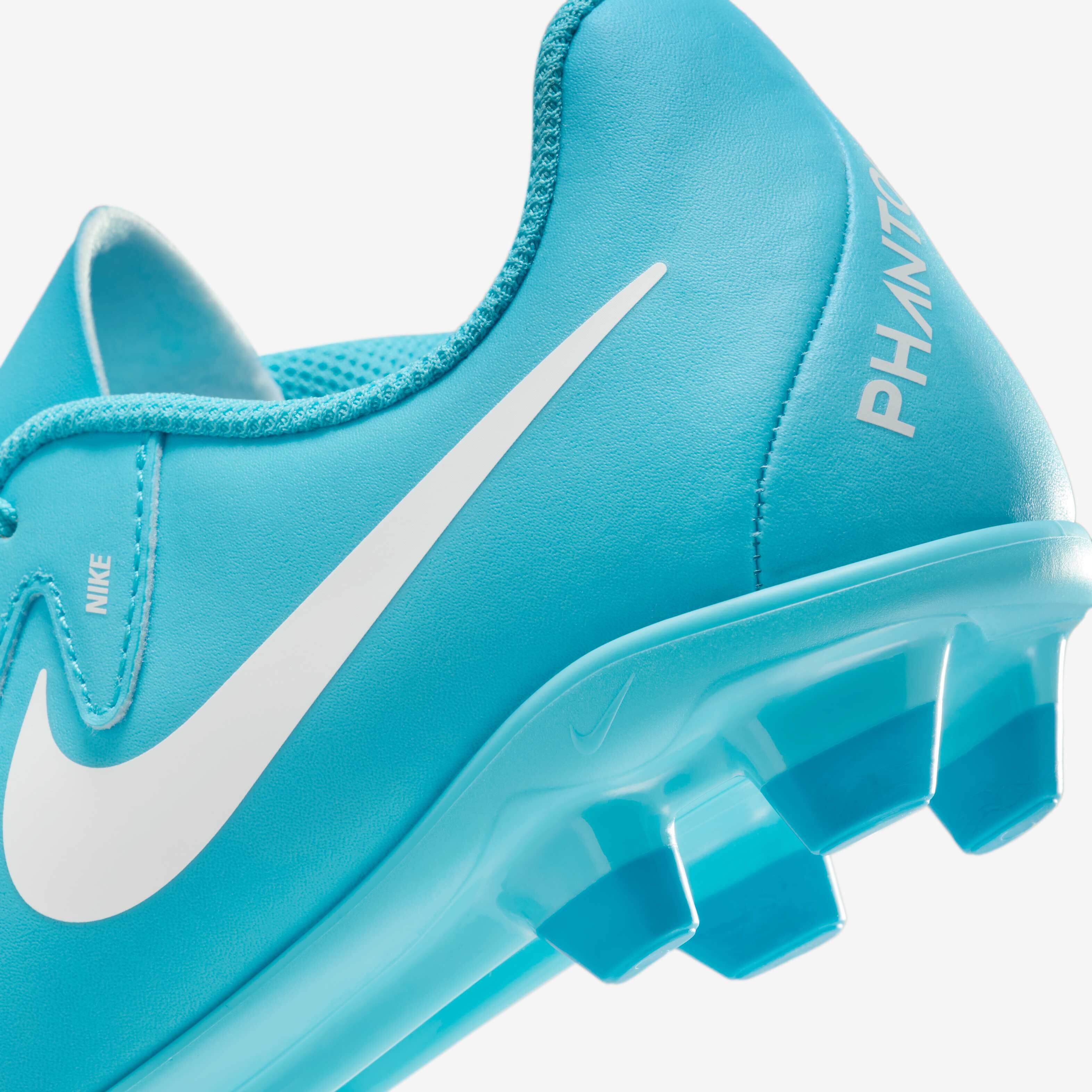 Nike Jr. Phantom GX 2 Club image number 8