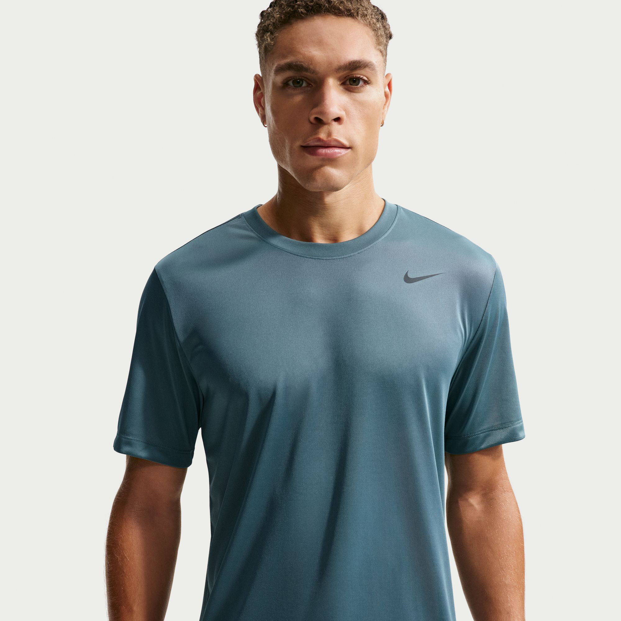Nike Dri-FIT Legend image number 2