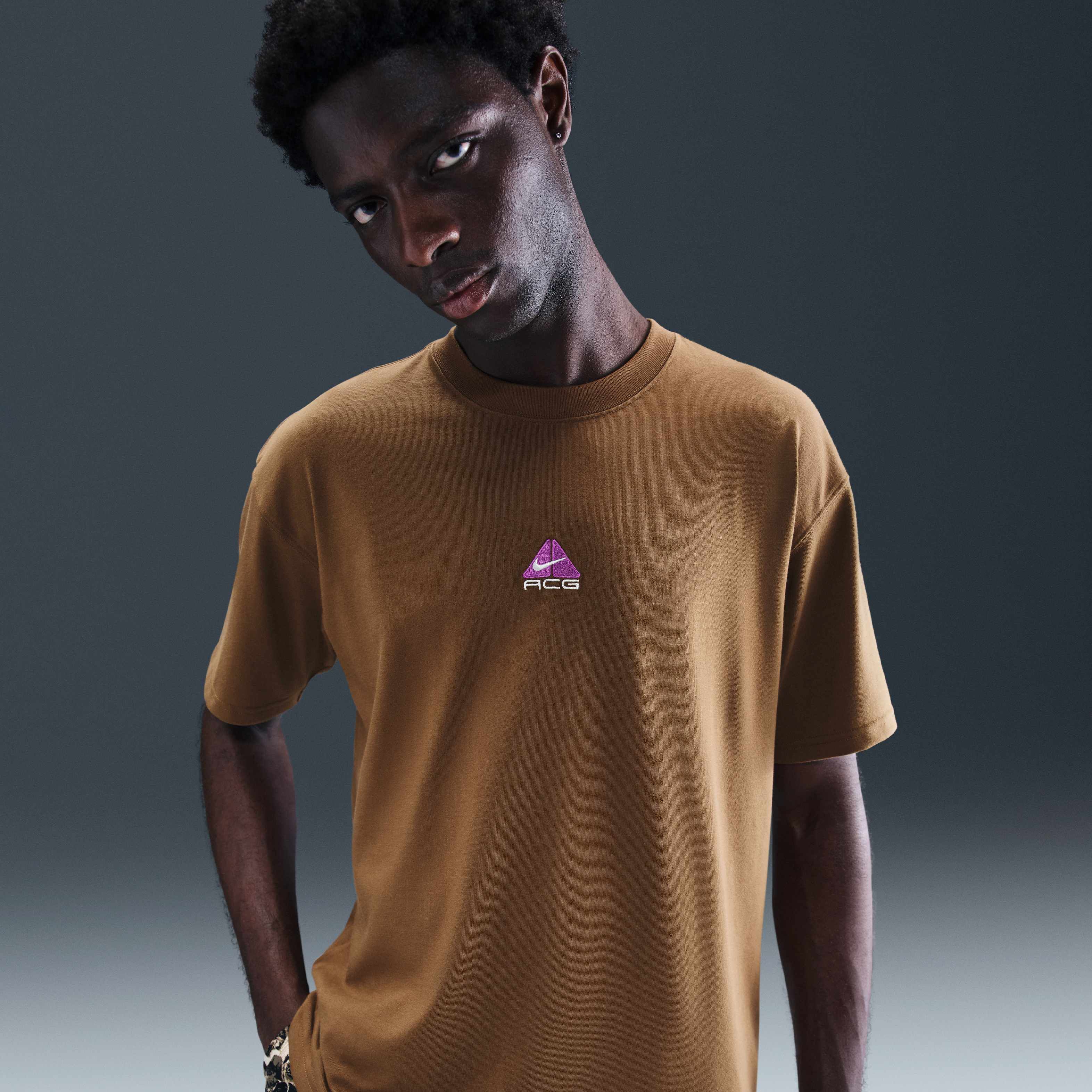 ★Nike★ ACG T-shirt M Mosswood Brown DQ1816235 DQ1816-235 Buy Nike ACG Men's T-Shirt - Mosswood Brown | Nike Kuwait