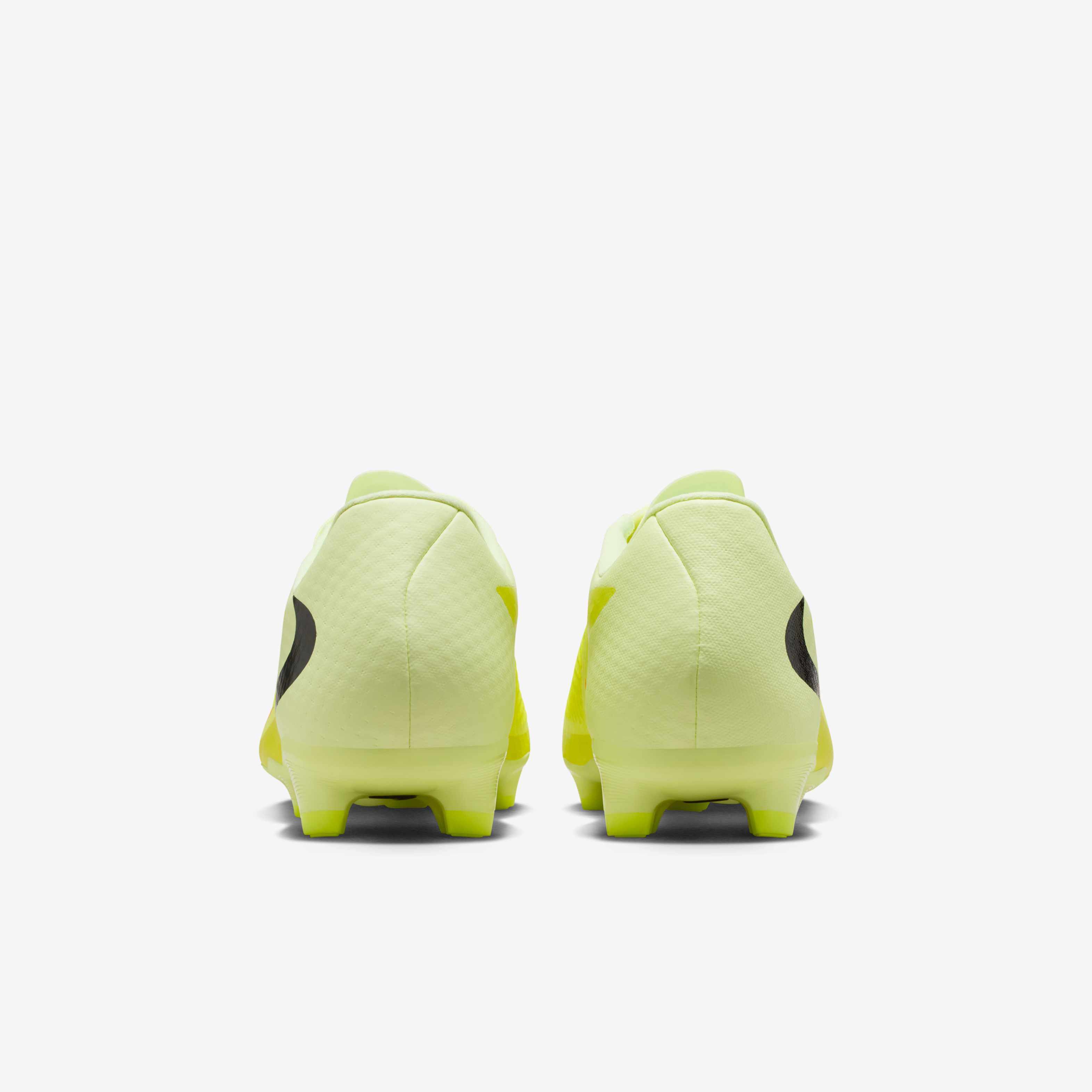 Nike Phantom 6 Low Academy image number 5