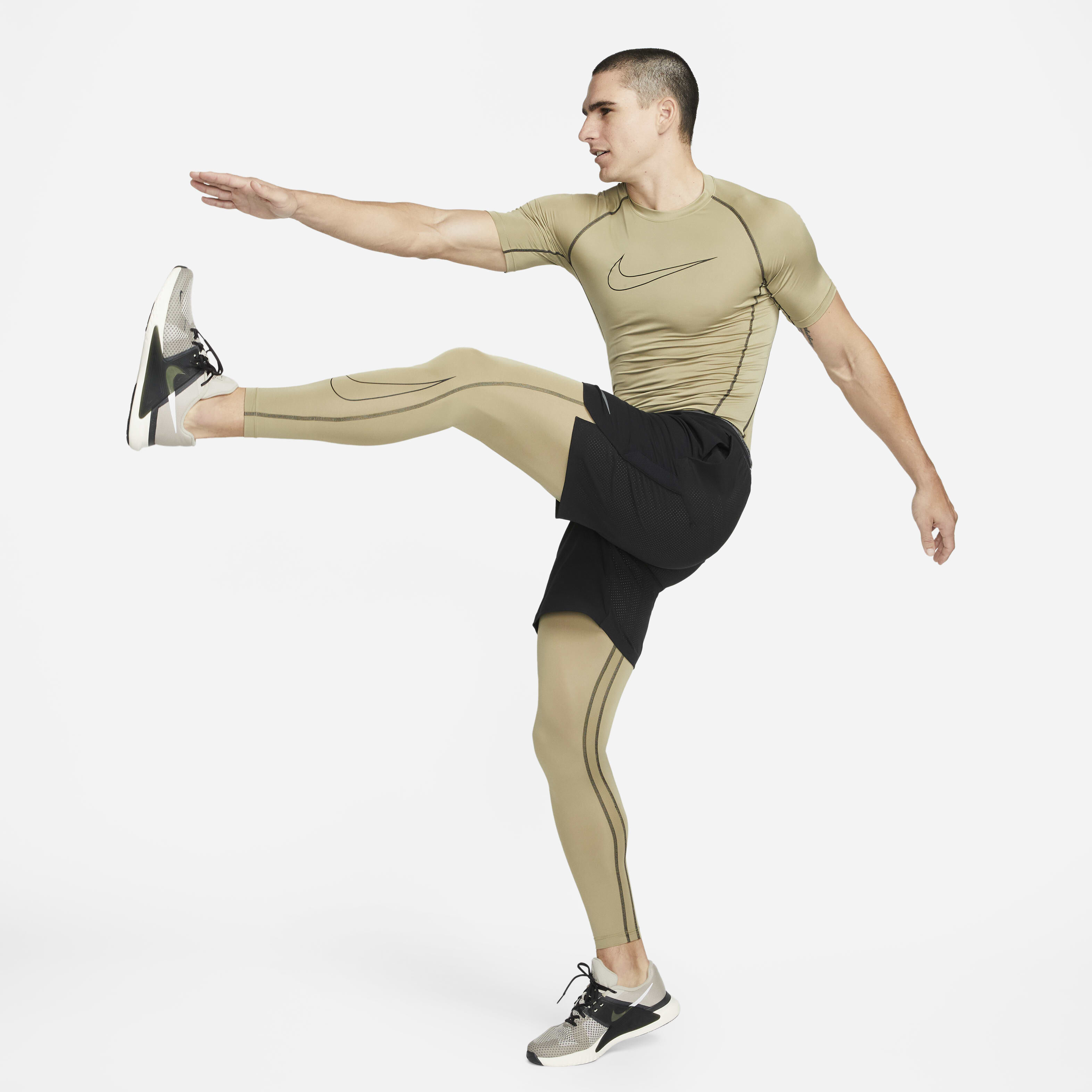 نايكي برو دراي-فت image number 4